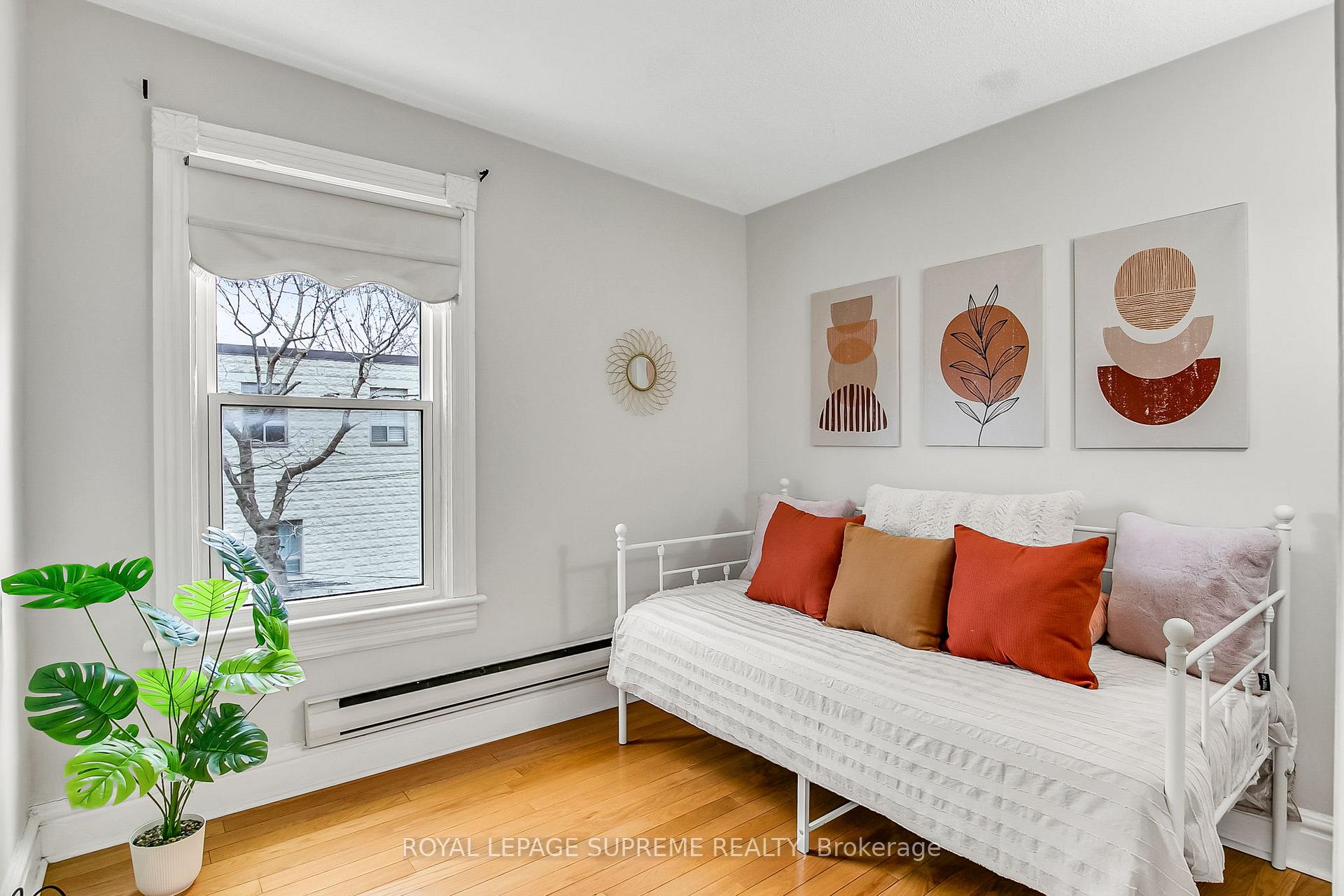 163 Beaconsfield Avenue