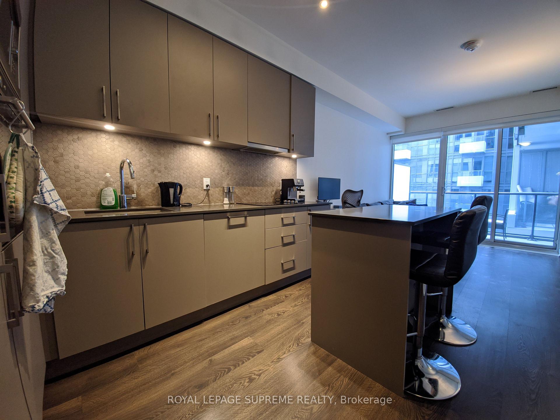 576 W Front Street 1023E