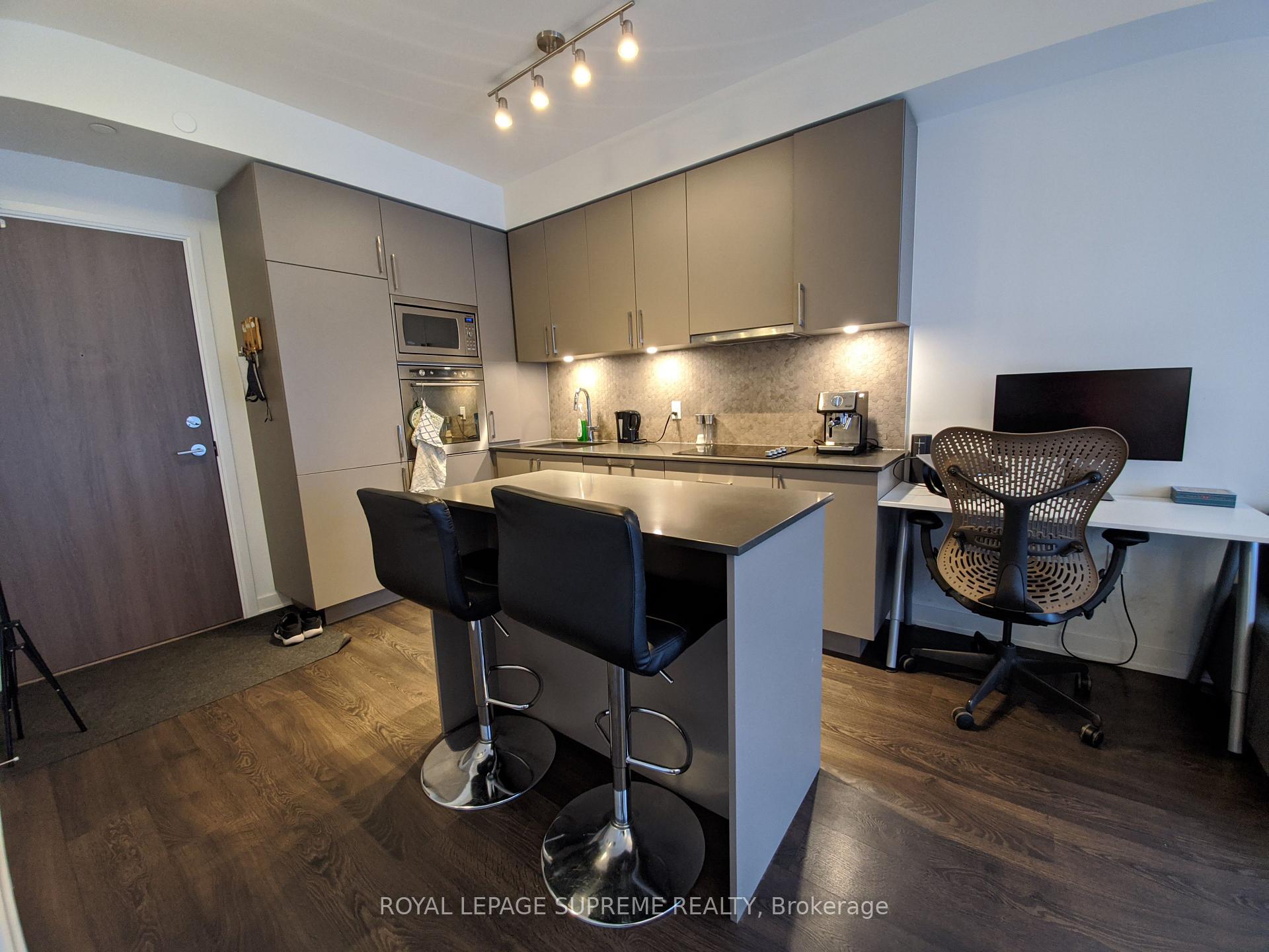 576 W Front Street 1023E