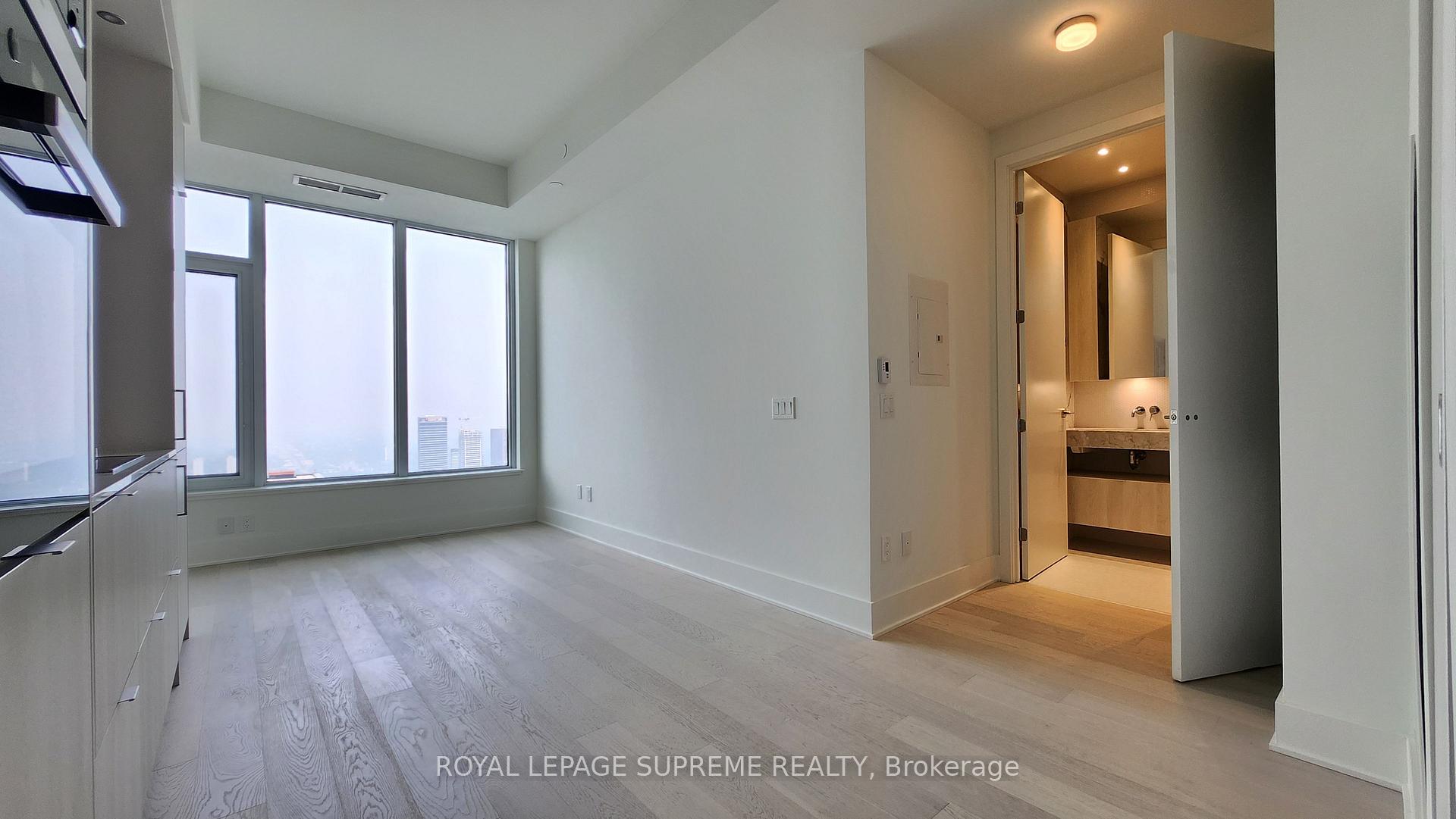 11 Yorkville Avenue 5805