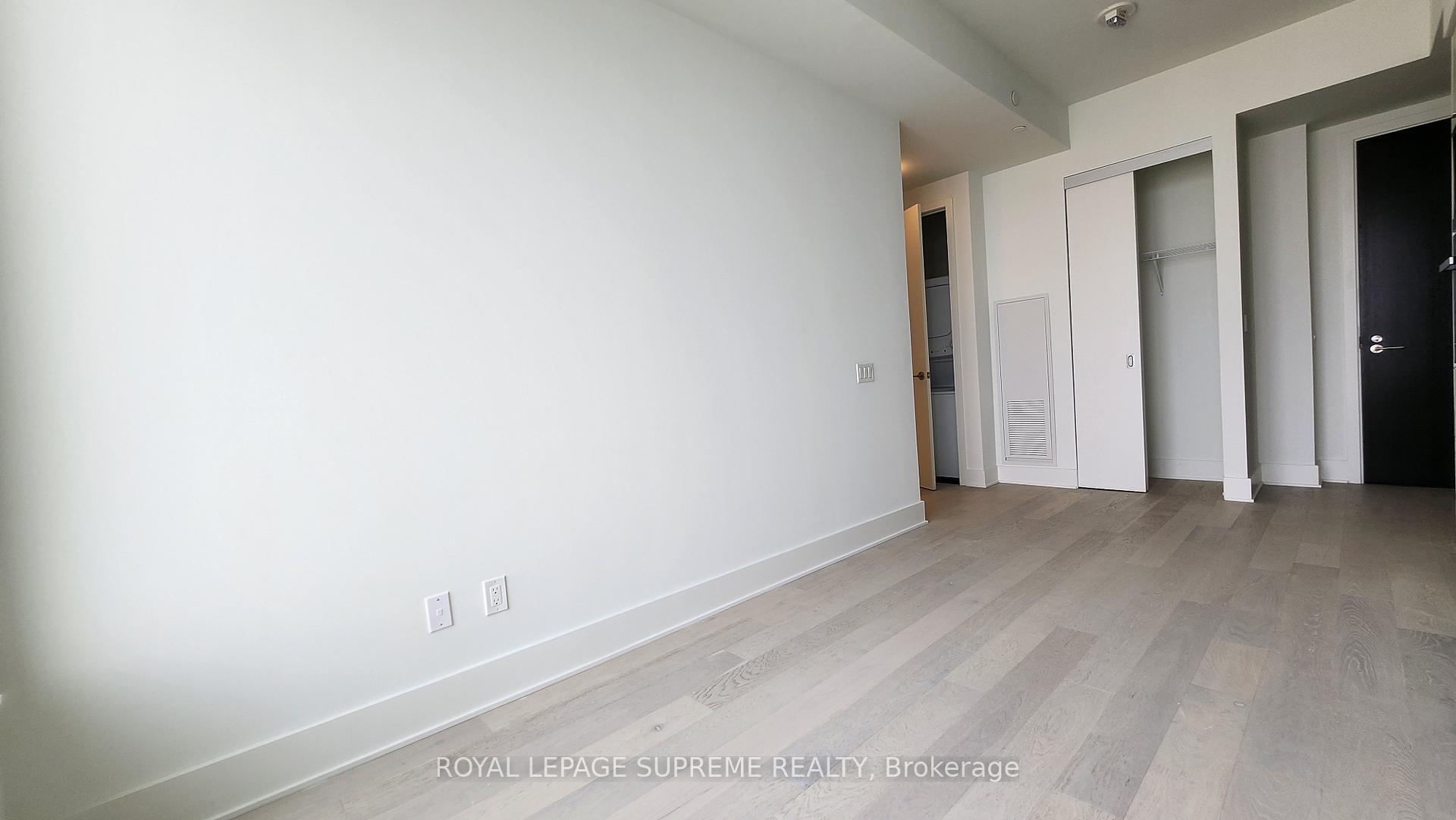 11 Yorkville Avenue 5805