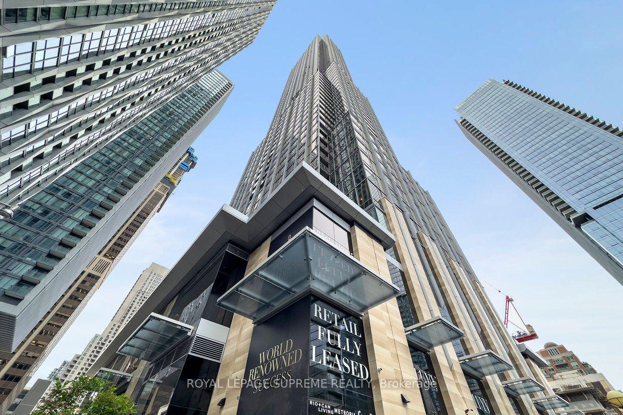 11 Yorkville Avenue 5805