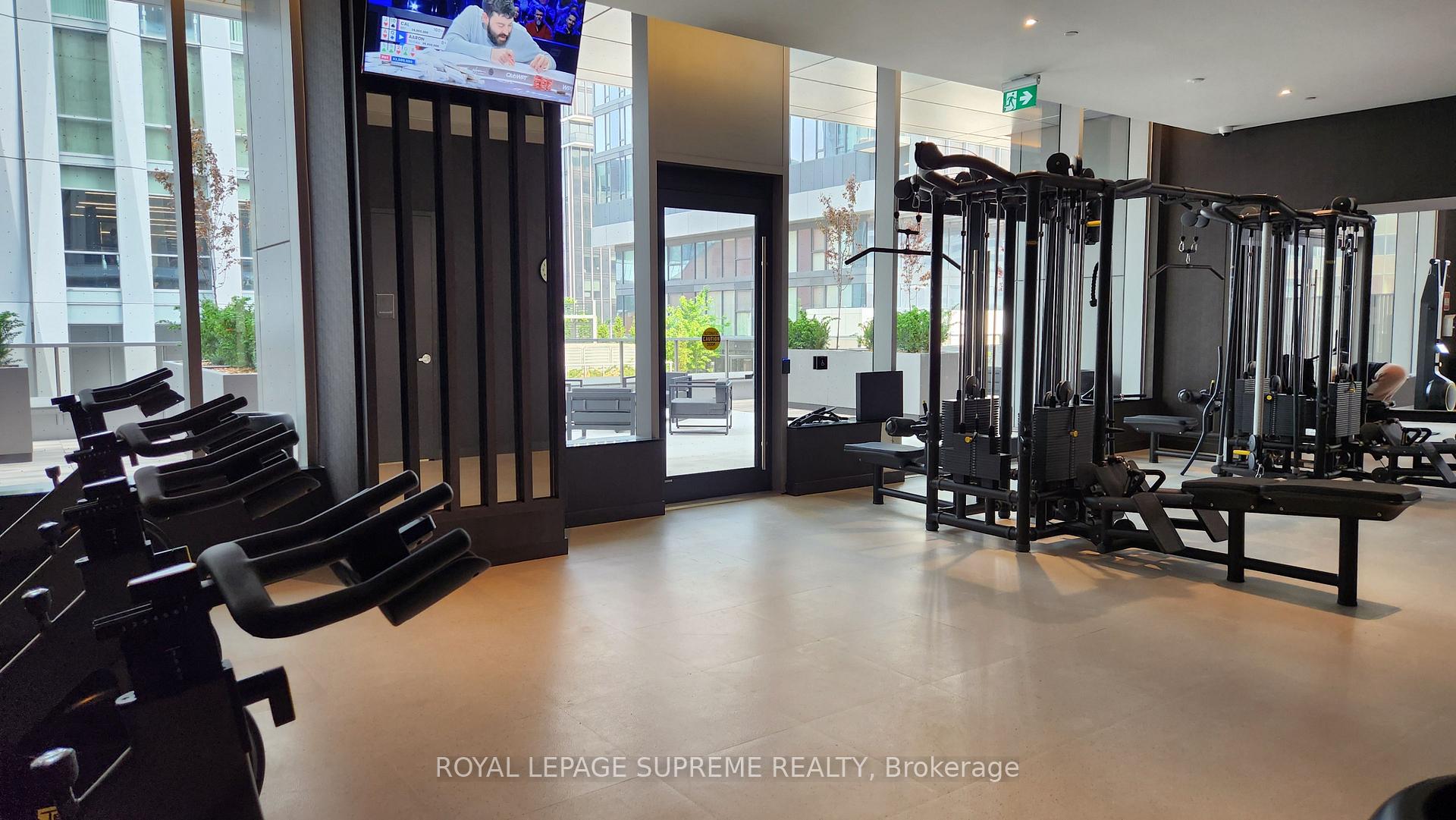 11 Yorkville Avenue 5805