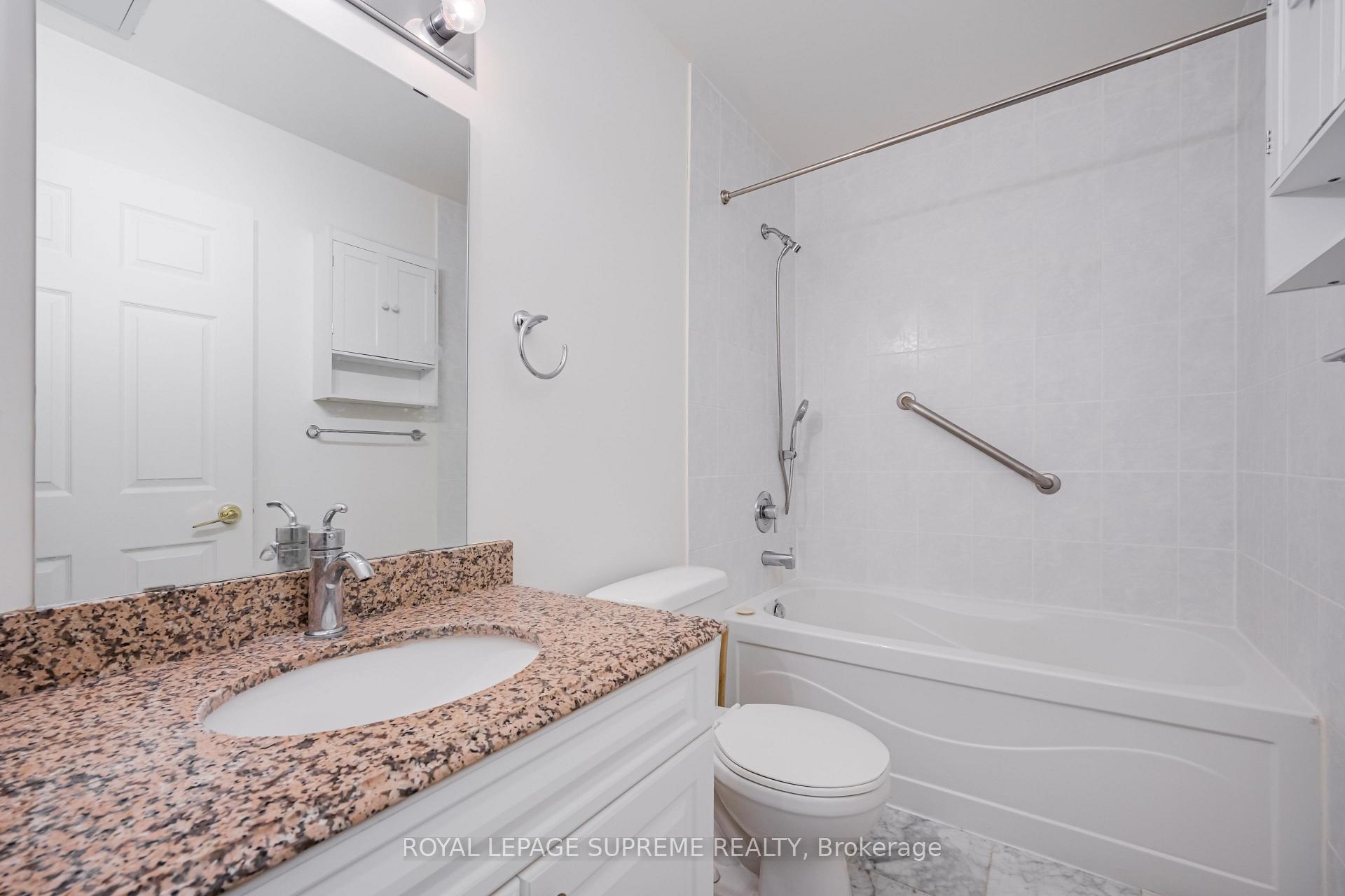 11 Christie Street 407