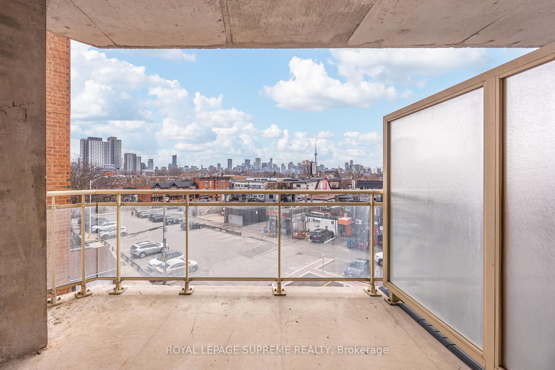 11 Christie Street 407