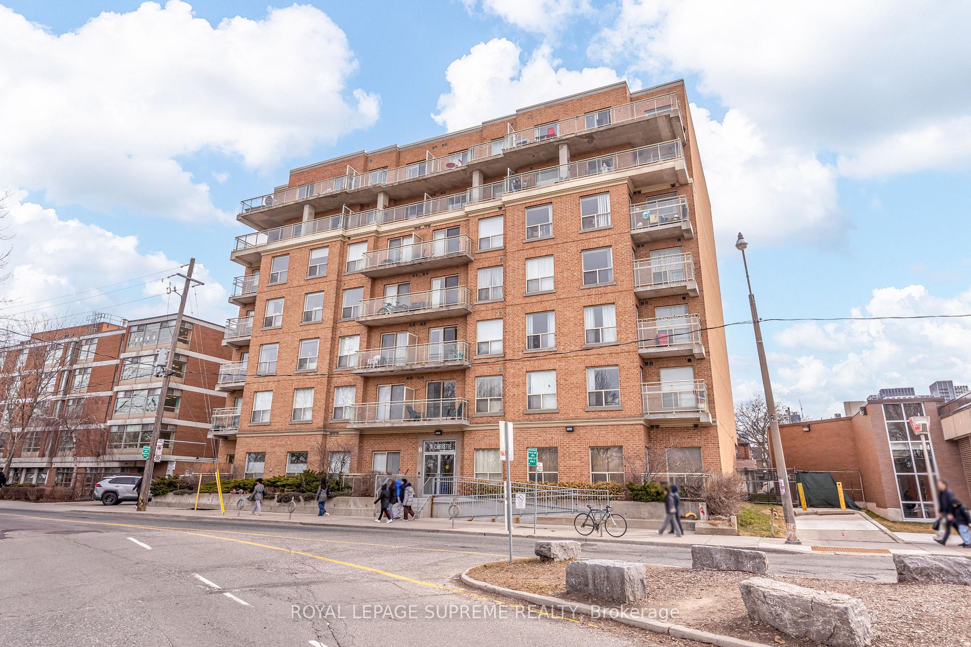 11 Christie Street 407