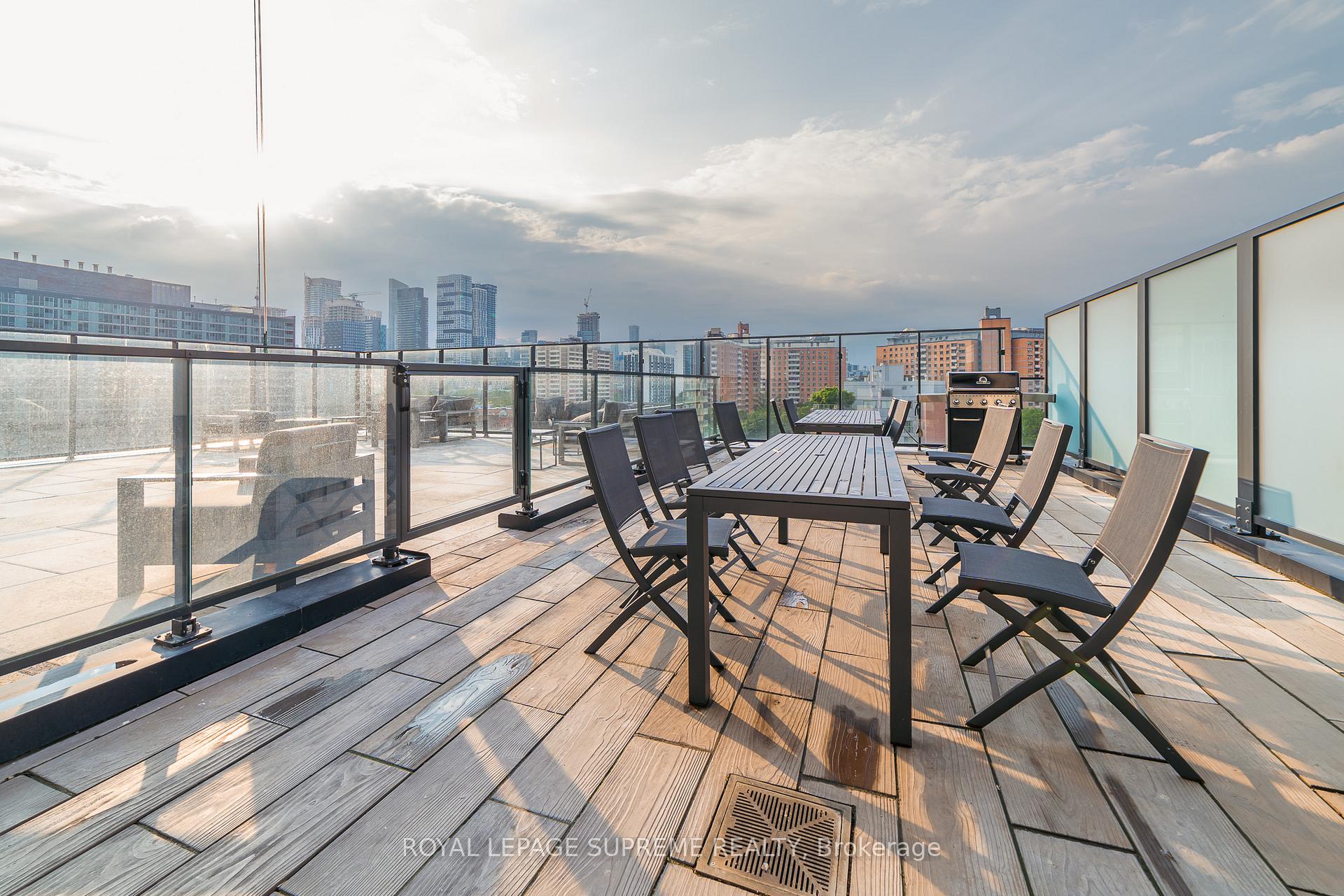 55 Ontario Street 2206