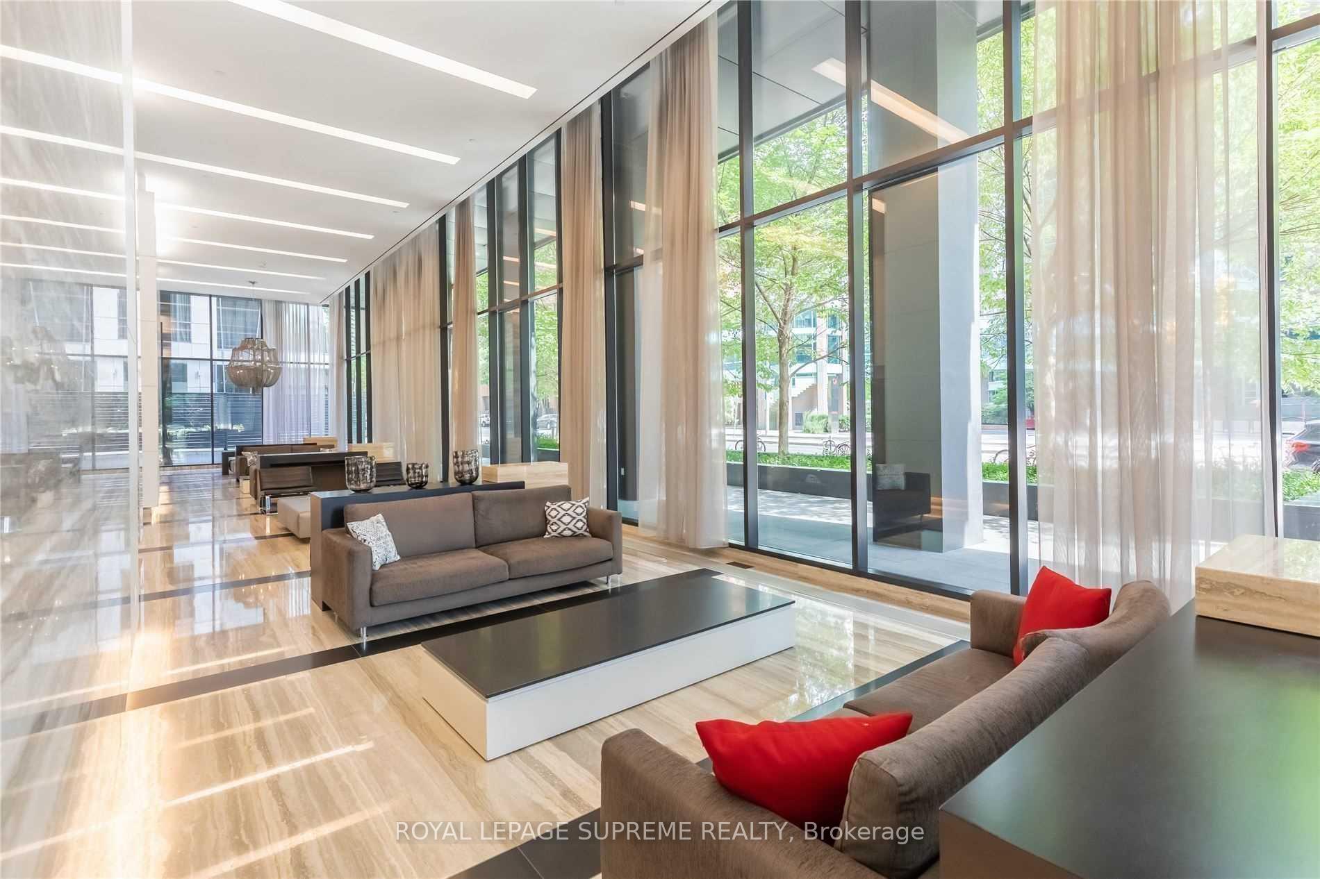 110 Charles Street E 3109