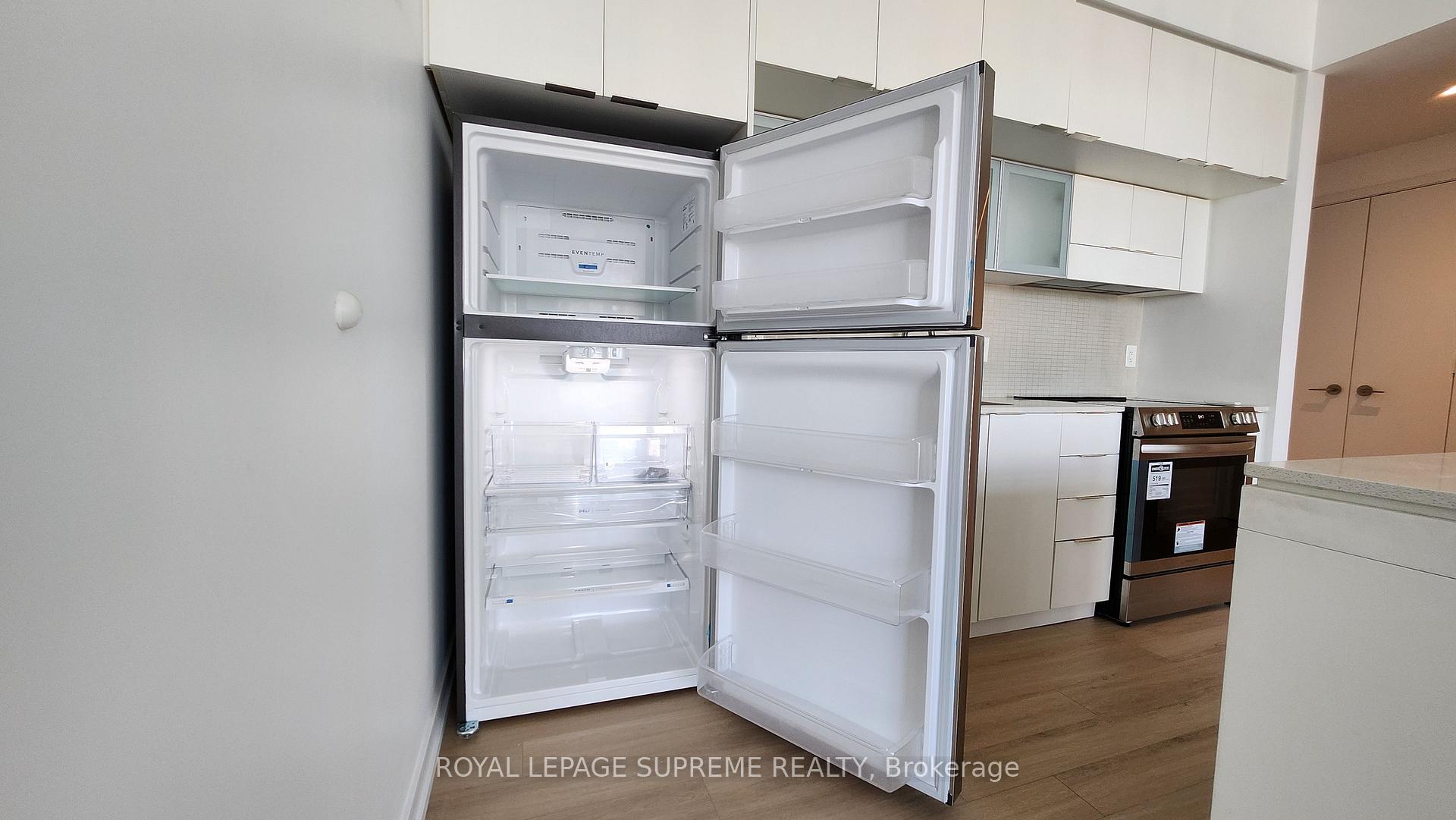 110 Charles Street E 3109