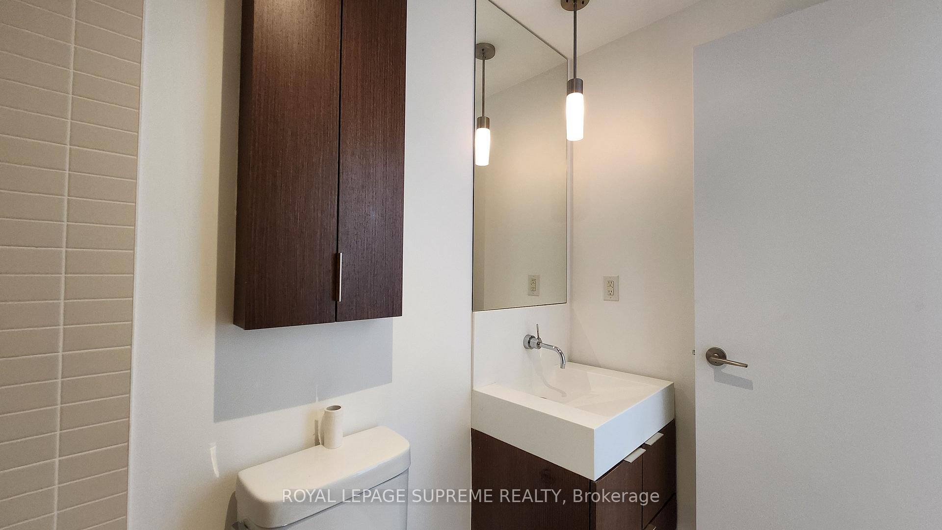 110 Charles Street E 3109