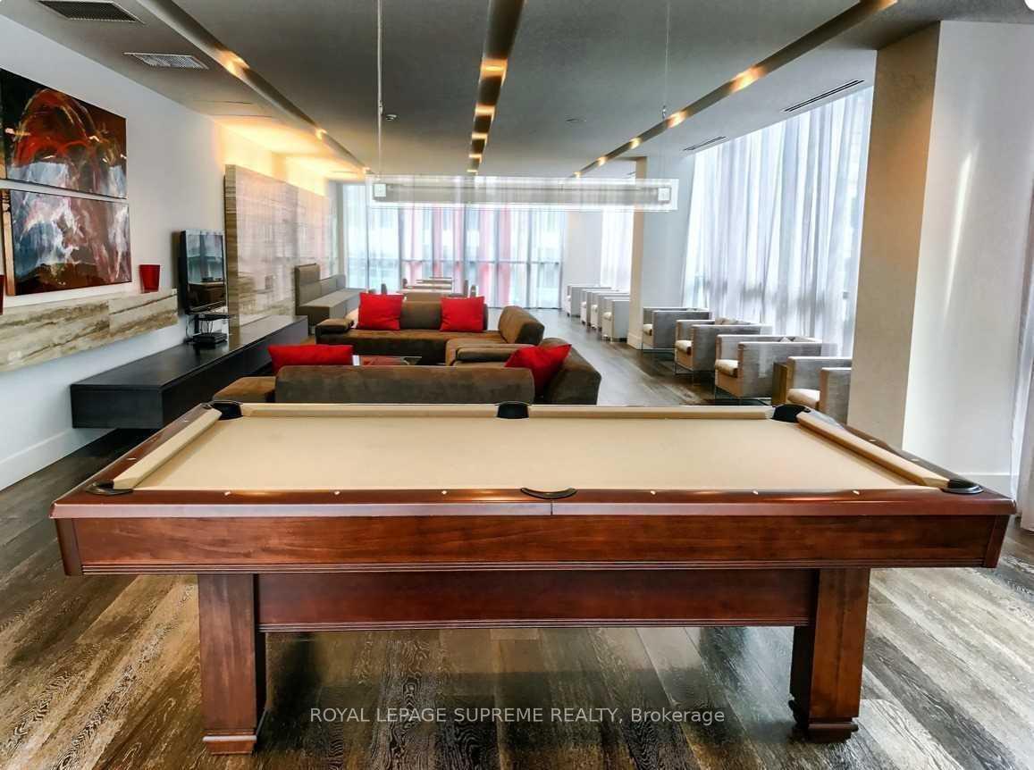 110 Charles Street E 3109