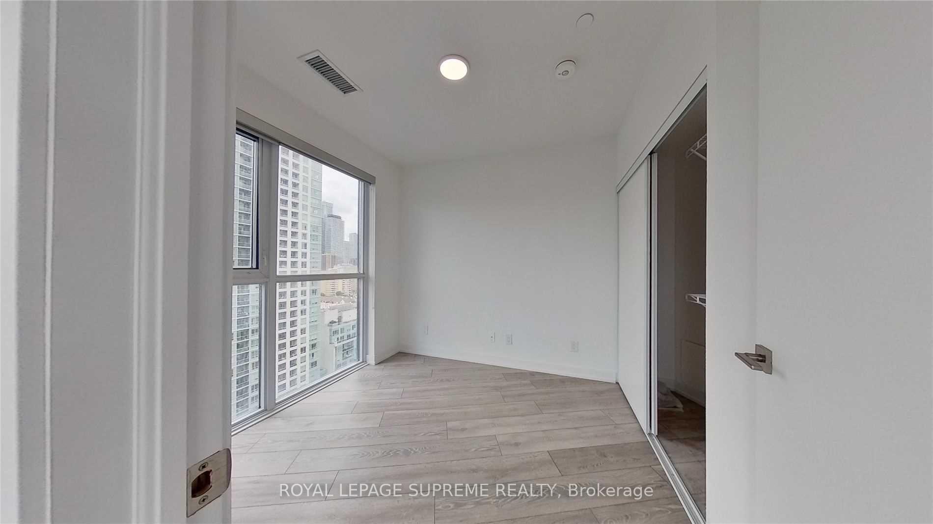 159 Wellesley Street E 1508