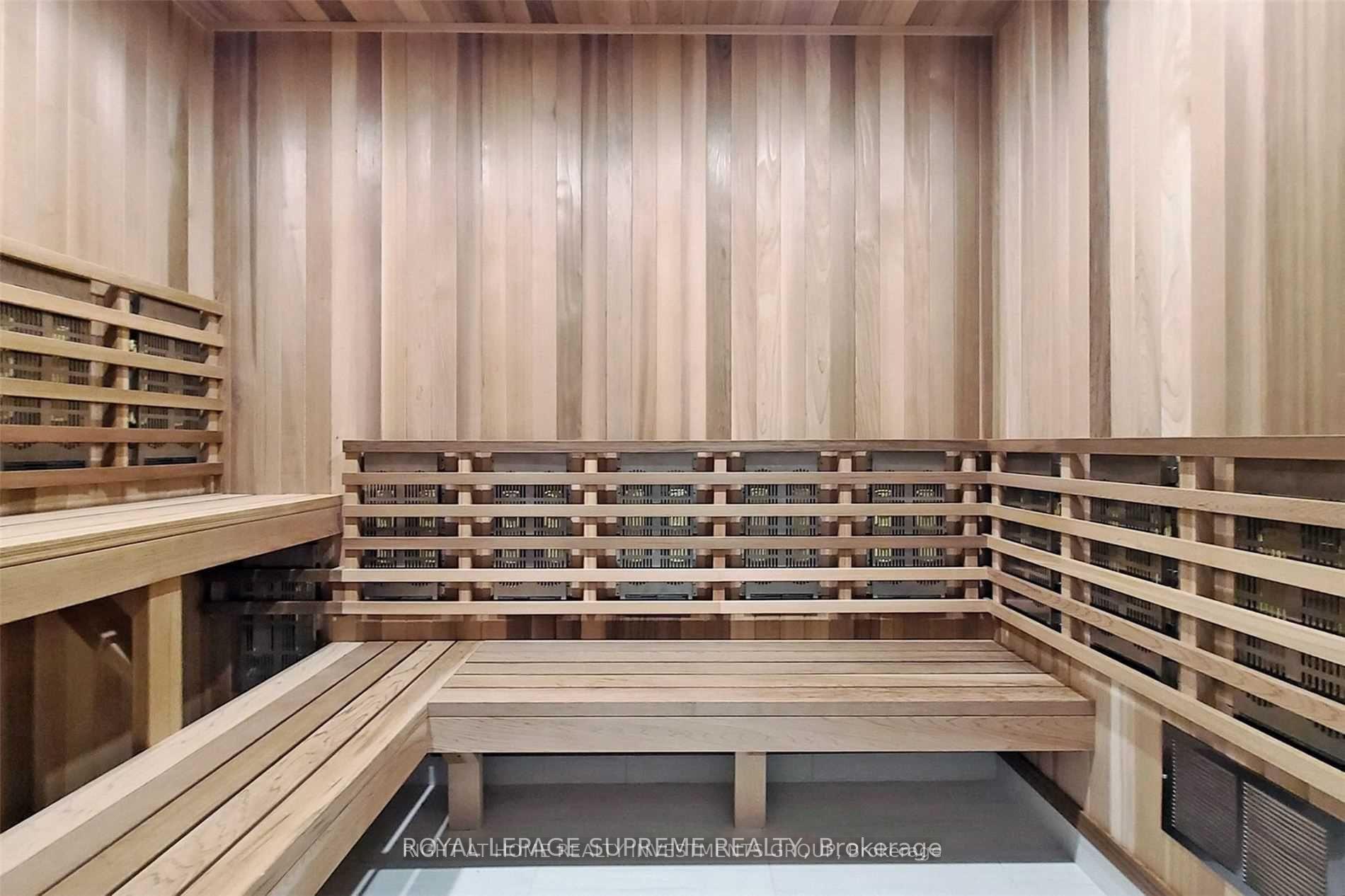 159 Wellesley Street E 1508