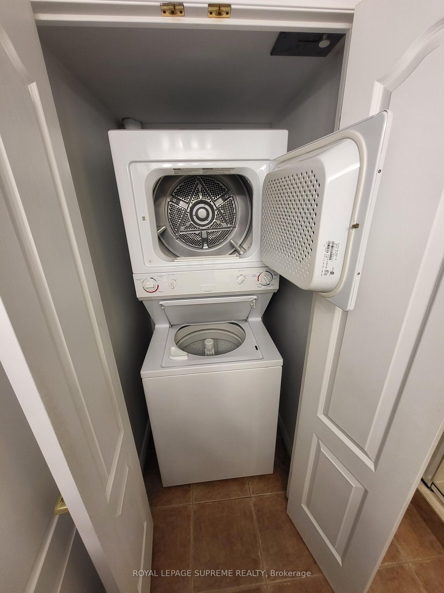 3830 Bathurst Street 702