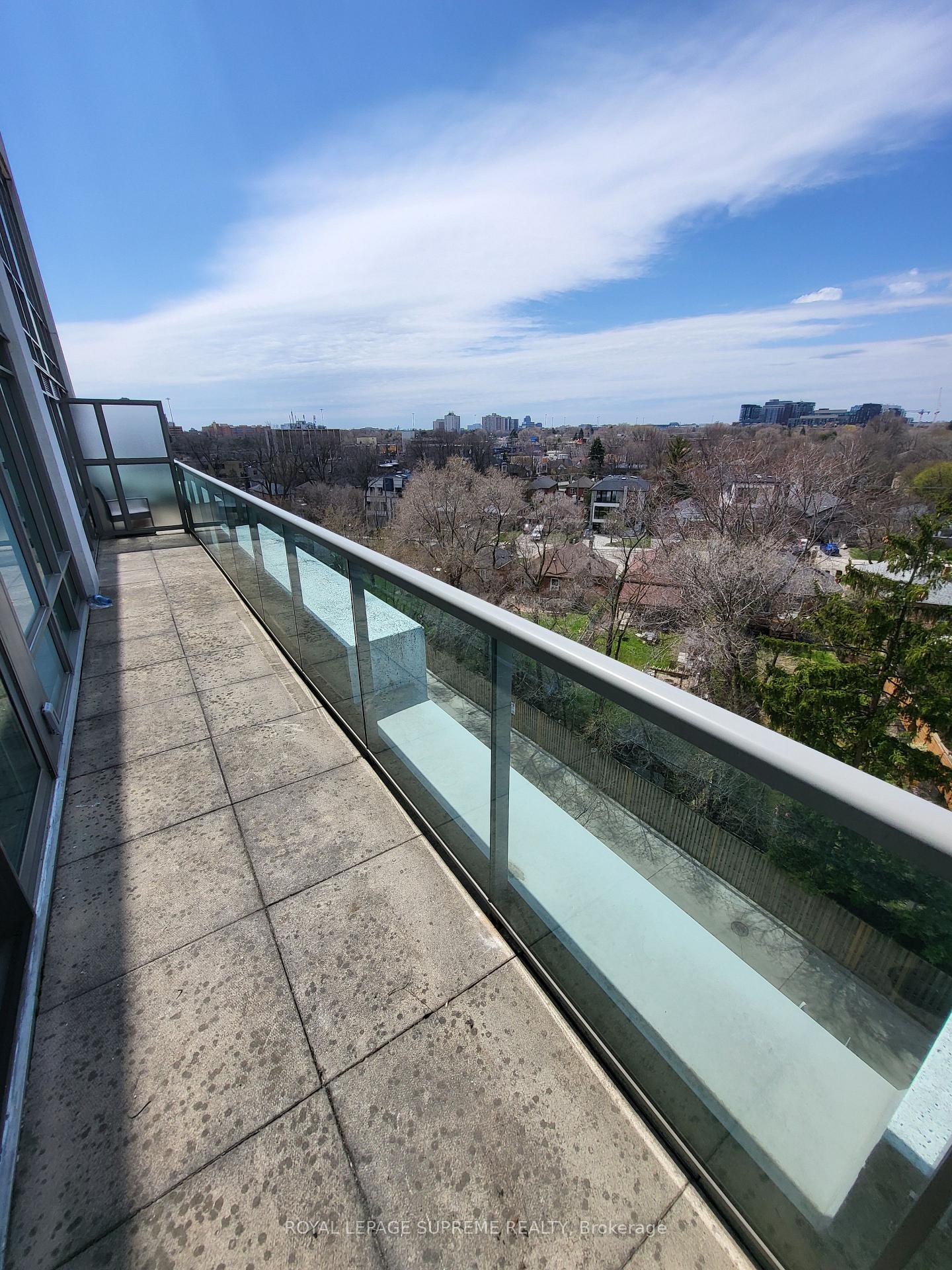 3830 Bathurst Street 702