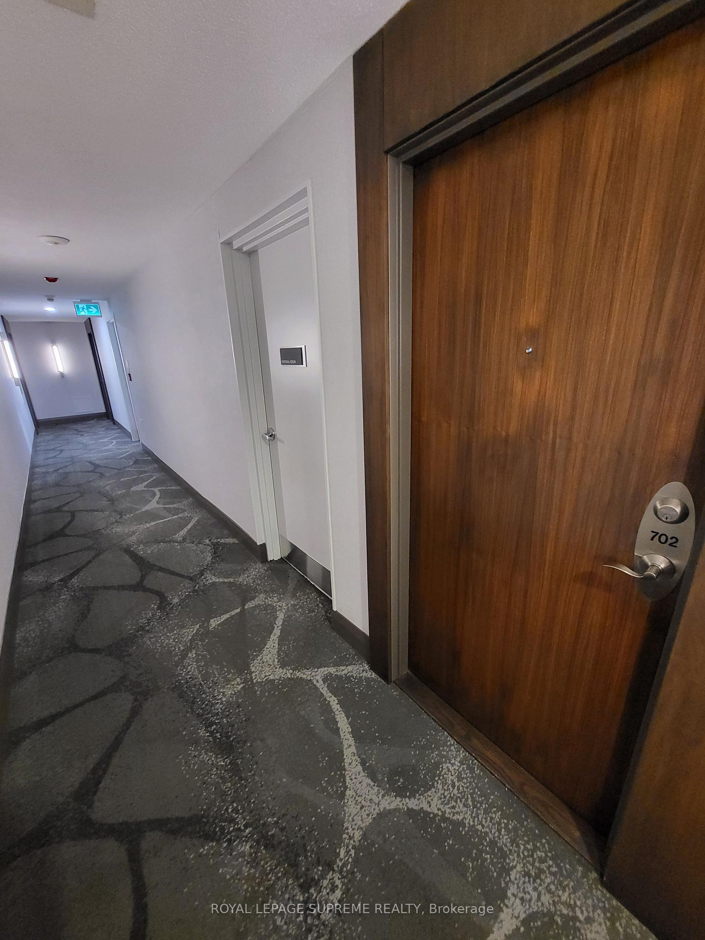 3830 Bathurst Street 702