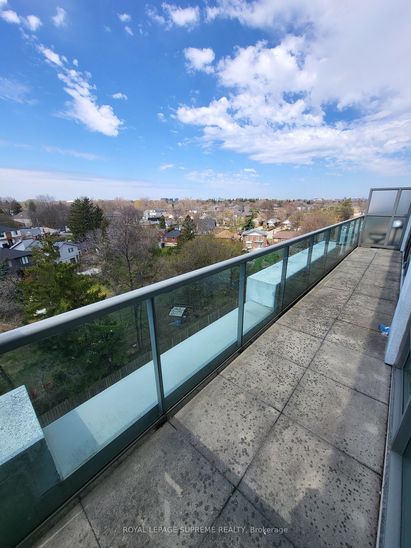3830 Bathurst Street 702