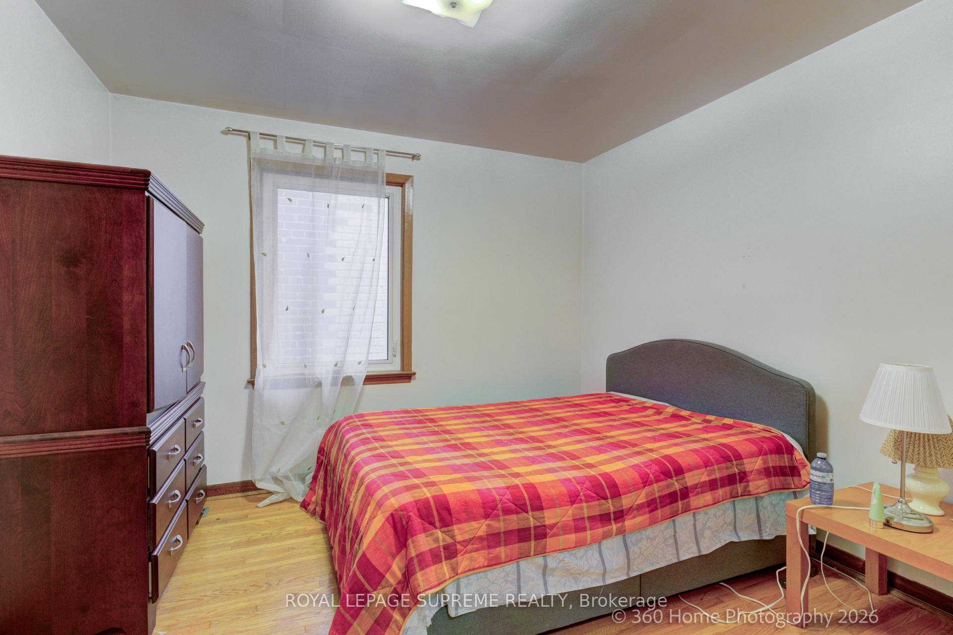 429 St Clarens Avenue