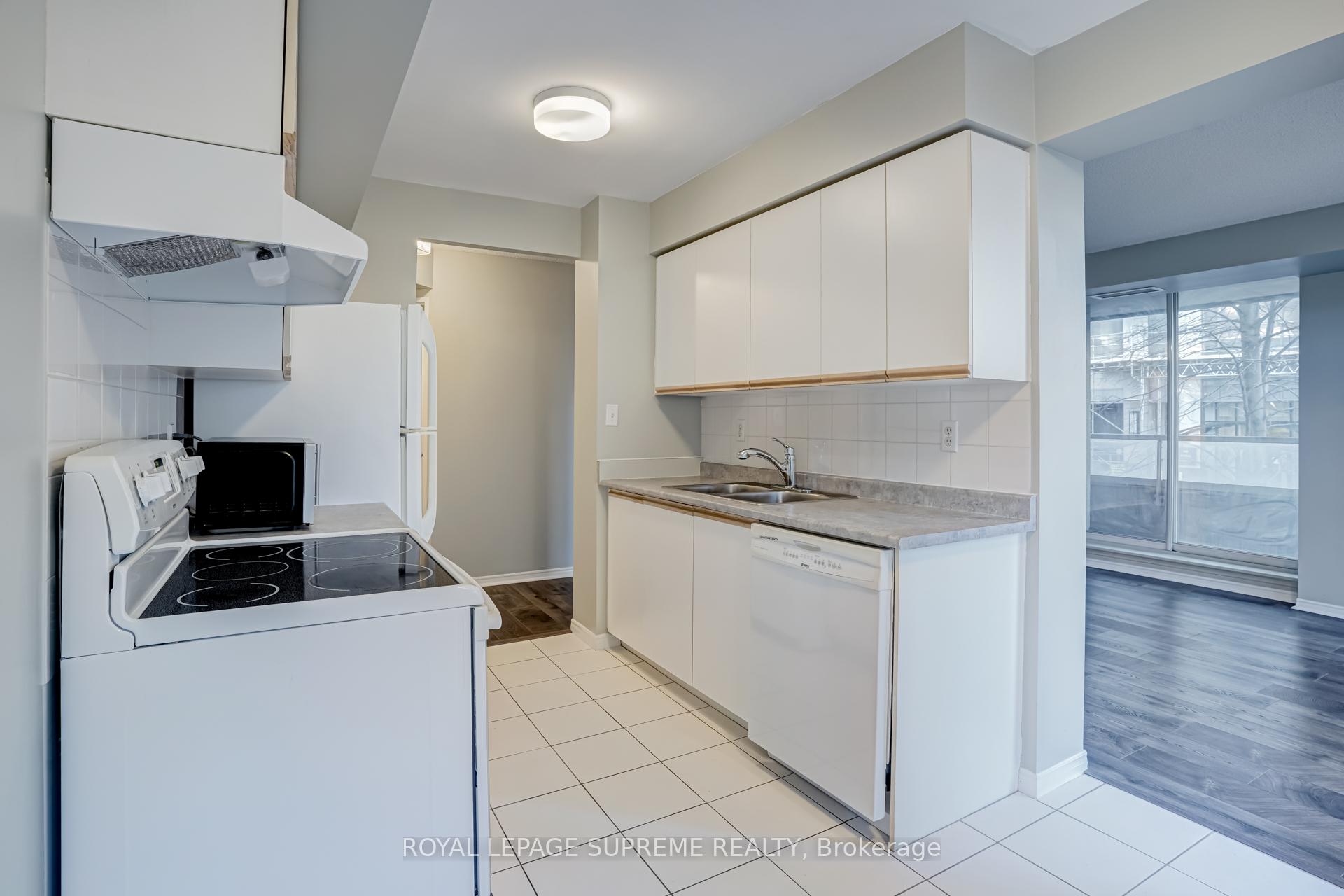 35 Empress Avenue 210