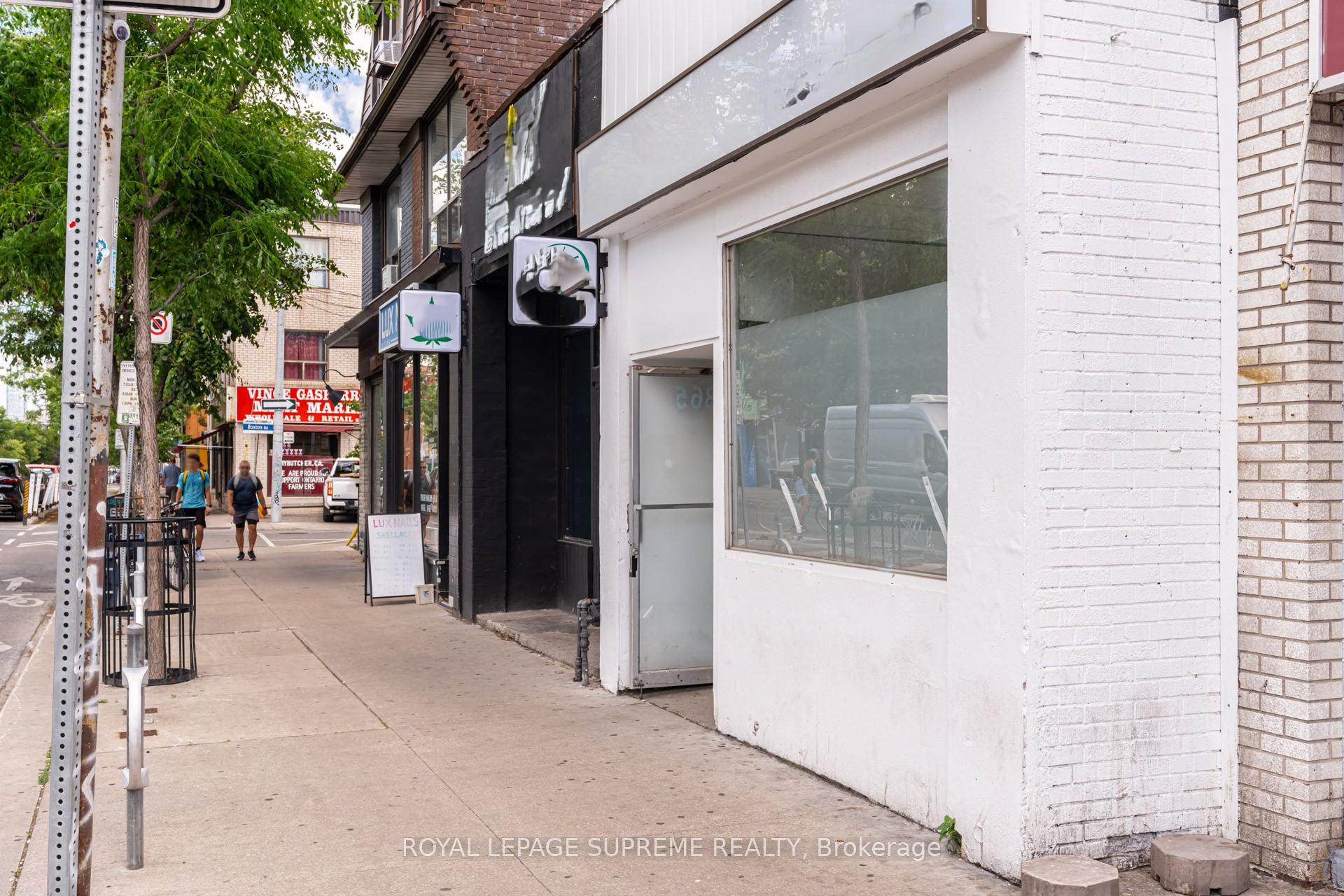 865 Bloor Street