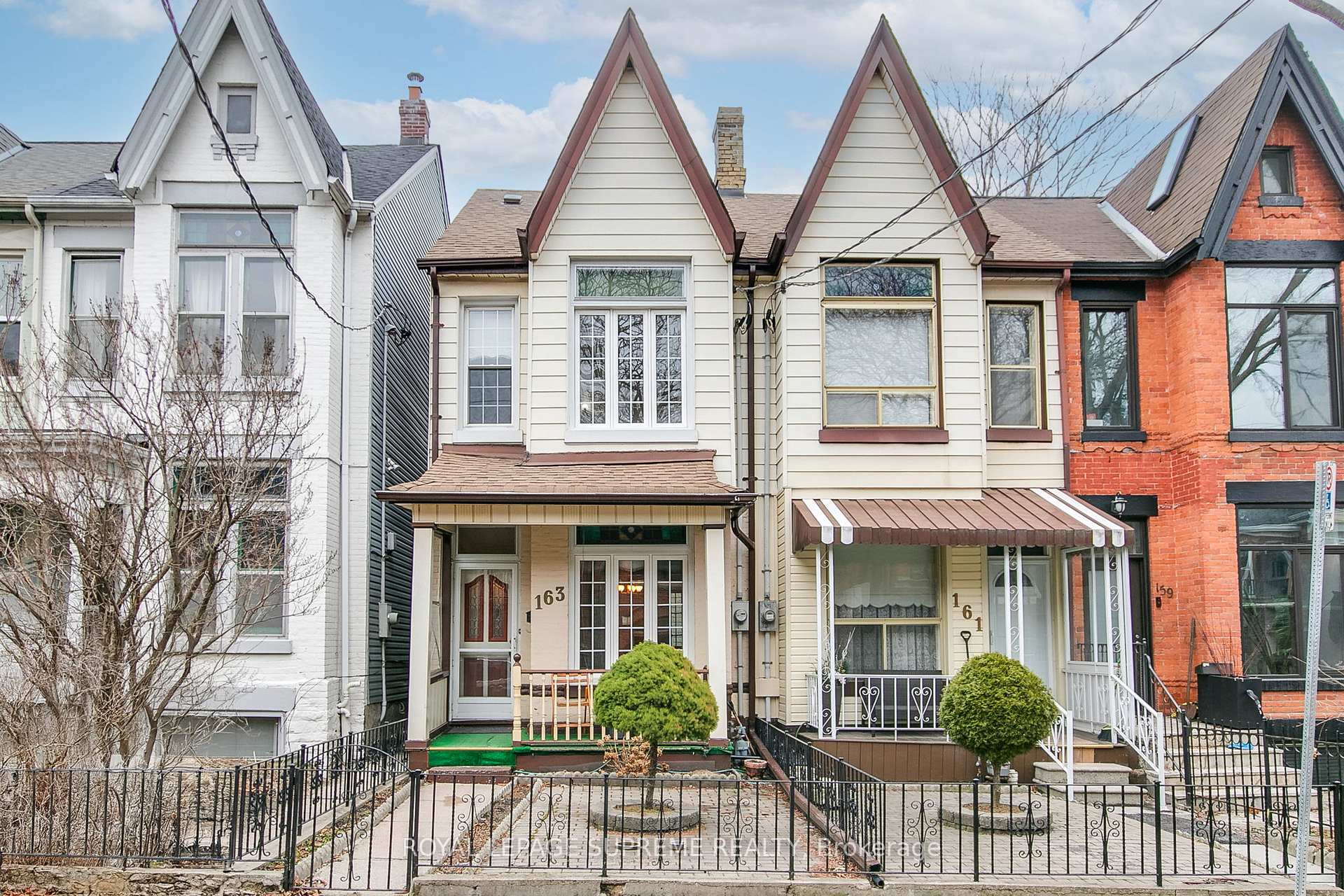 163 Beaconsfield Avenue