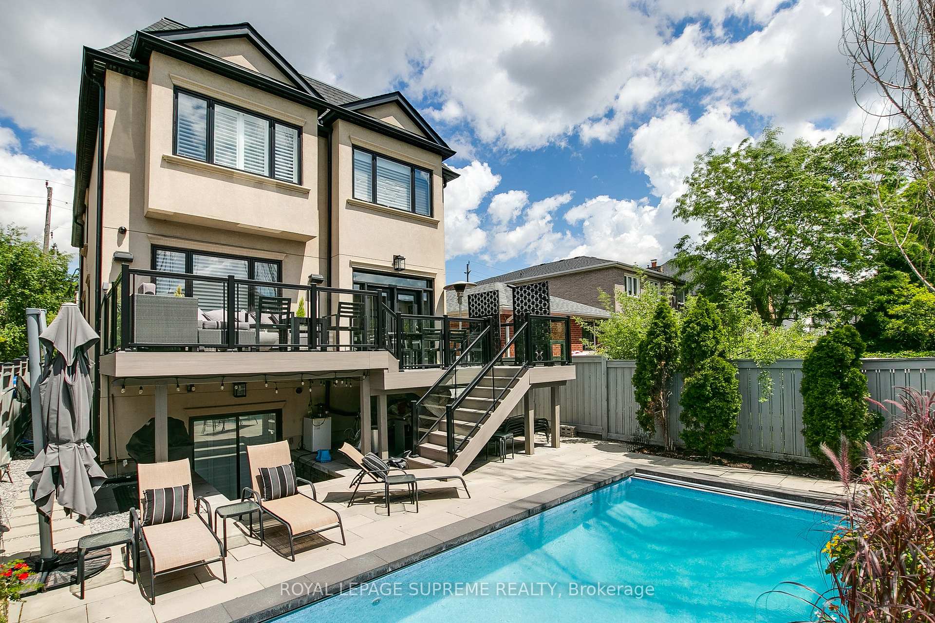 209 Carmichael Avenue, Toronto