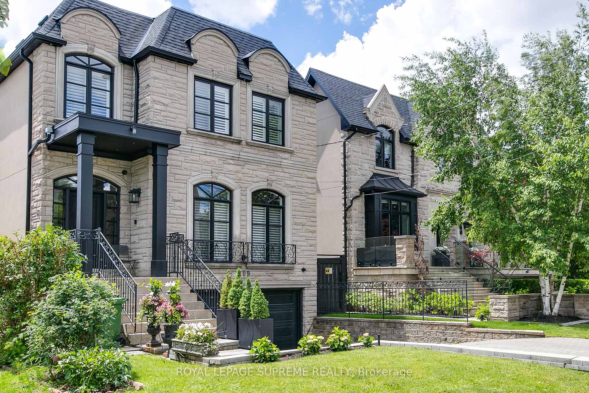209 Carmichael Avenue, Toronto