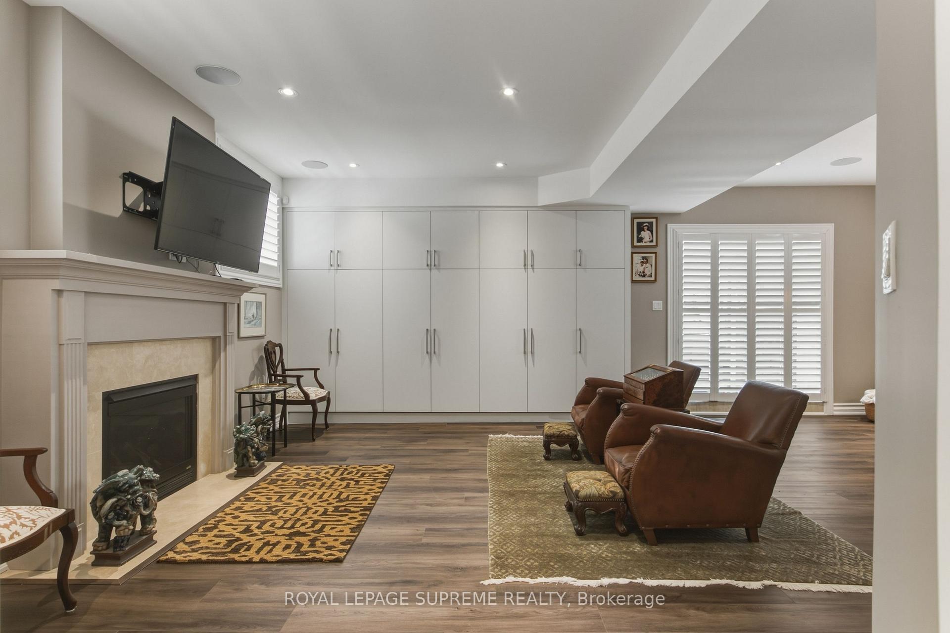 209 Carmichael Avenue, Toronto