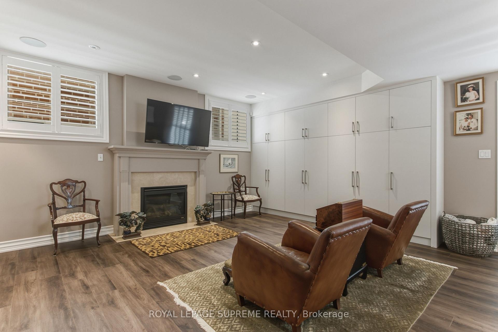 209 Carmichael Avenue, Toronto