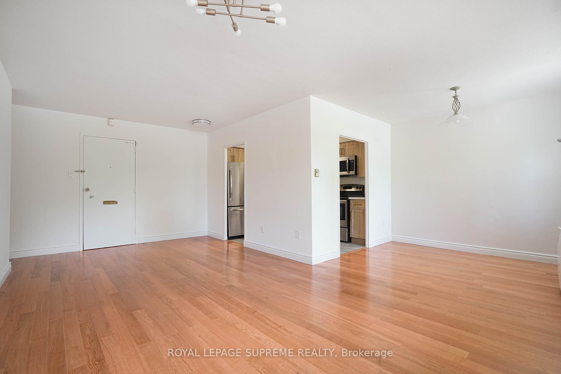 70 Old Sheppard Avenue 111, Toronto Unit: 111