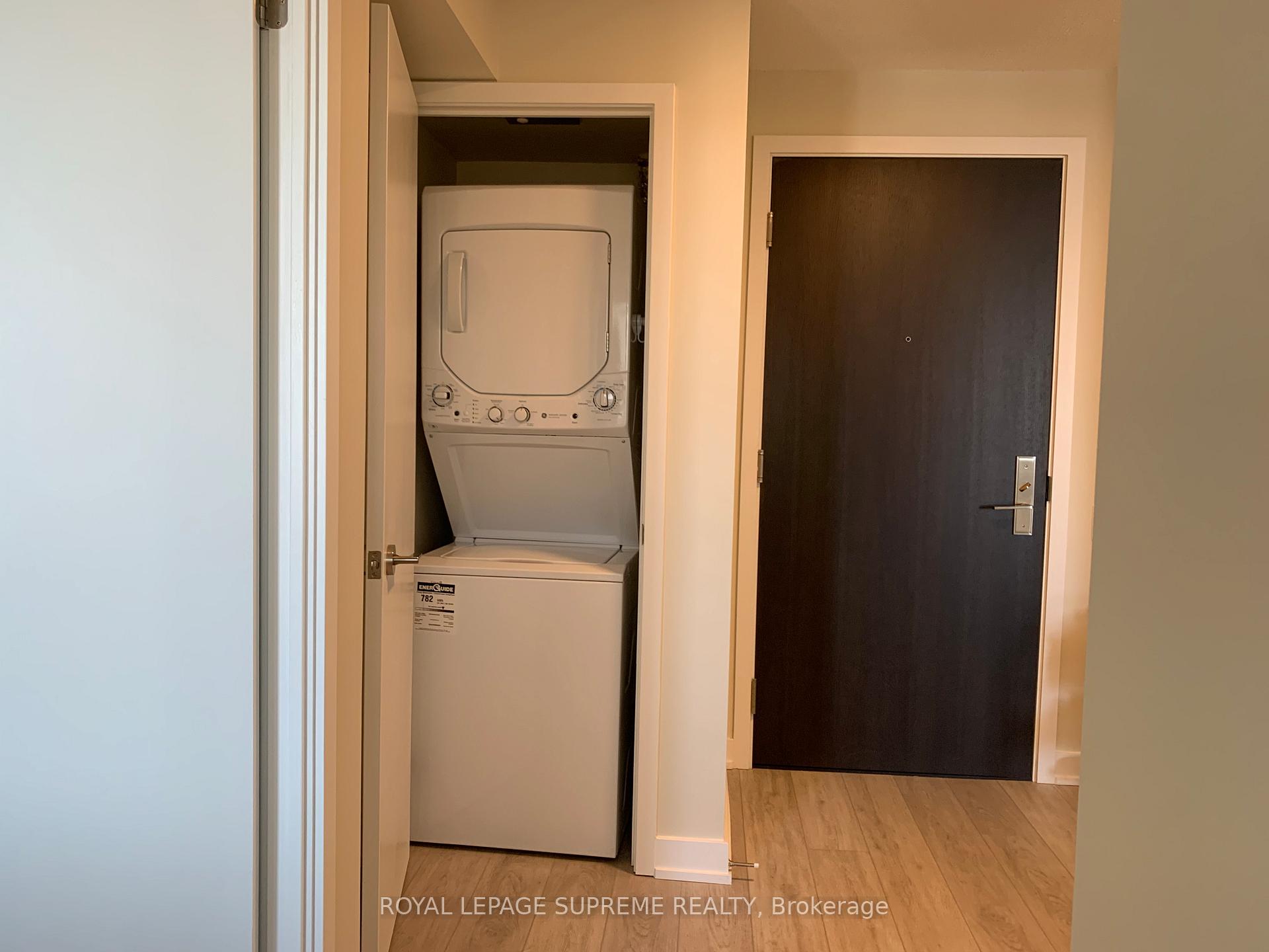 38 Monte Kwinter Court 812, Toronto Unit: 812