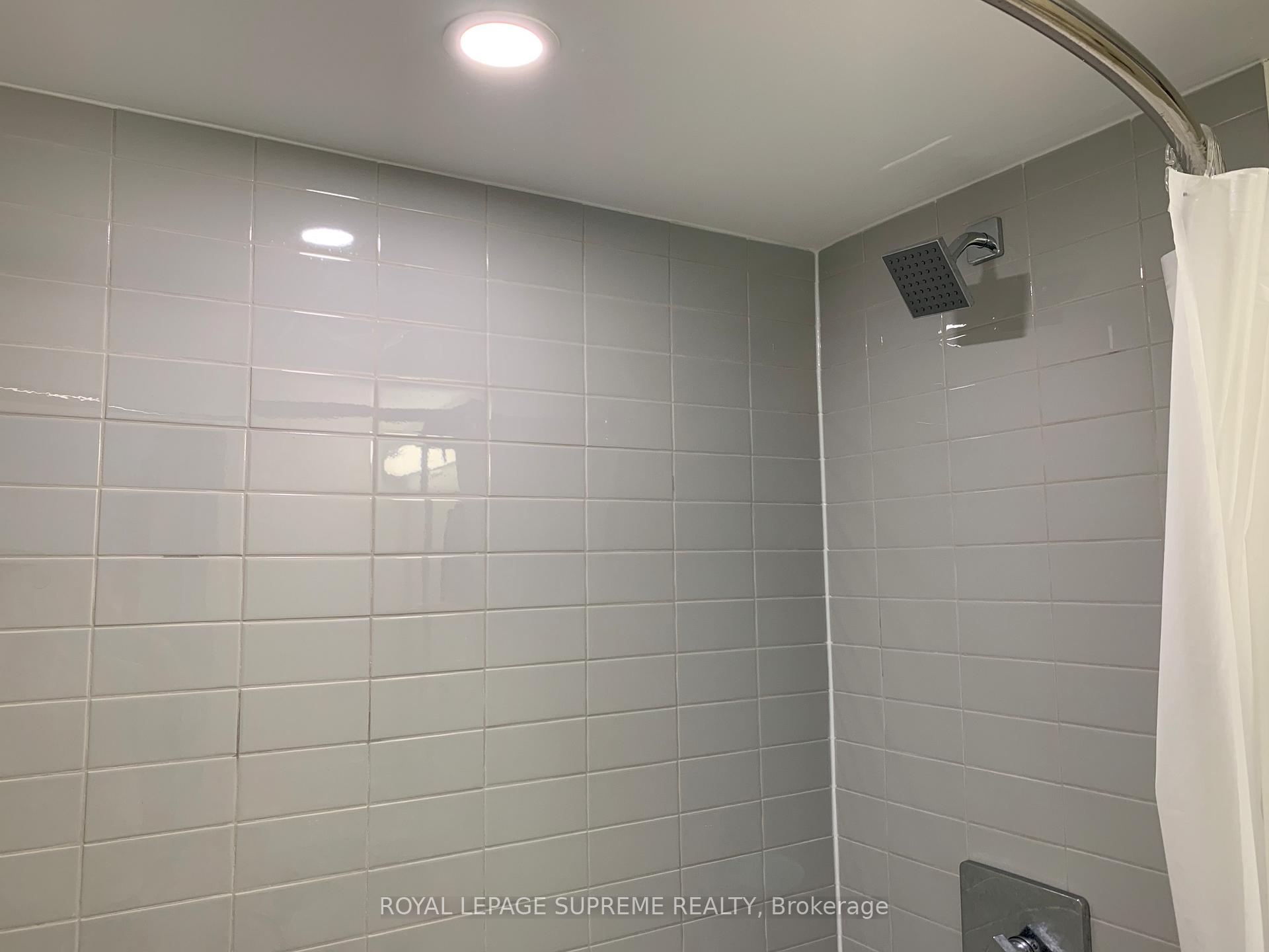 38 Monte Kwinter Court 812, Toronto Unit: 812