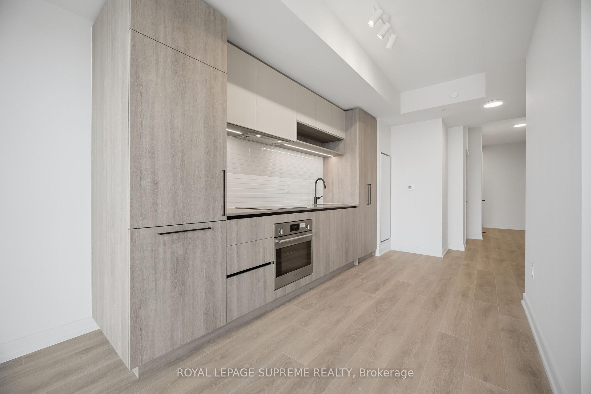 181 Sterling Road 1603, Toronto Unit: 1603