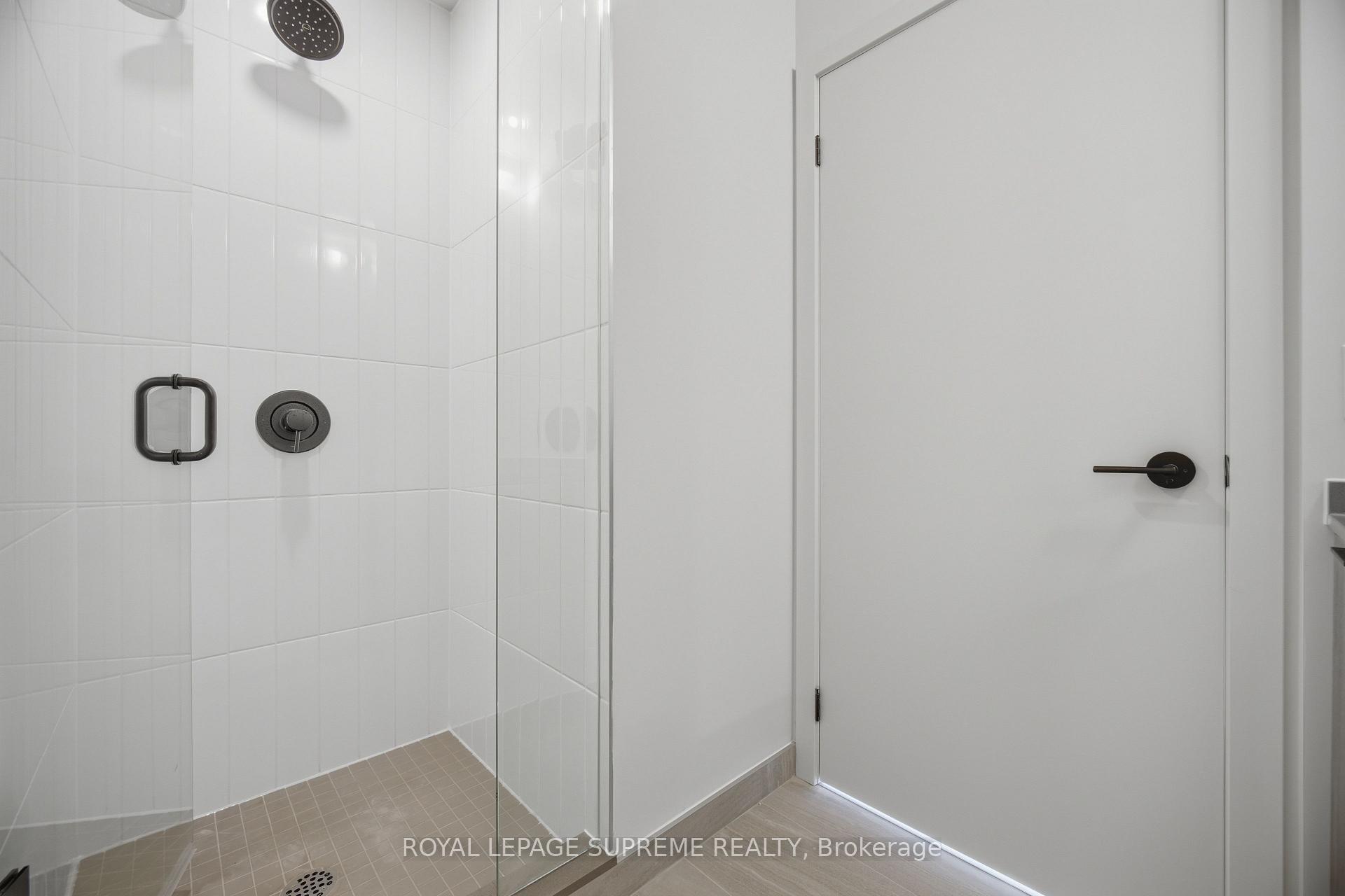 181 Sterling Road 1603, Toronto Unit: 1603