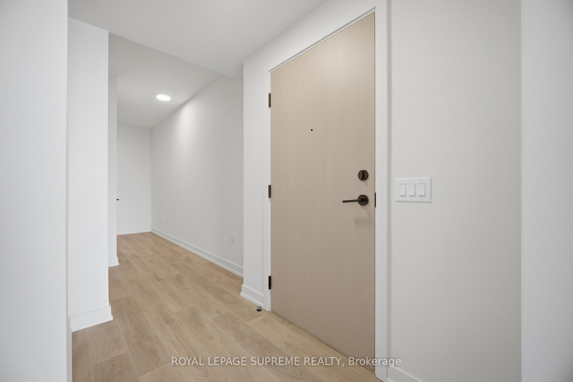 181 Sterling Road 1603, Toronto Unit: 1603