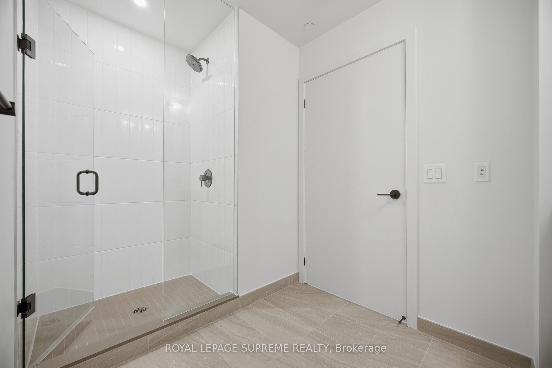 181 Sterling Road 1603, Toronto Unit: 1603
