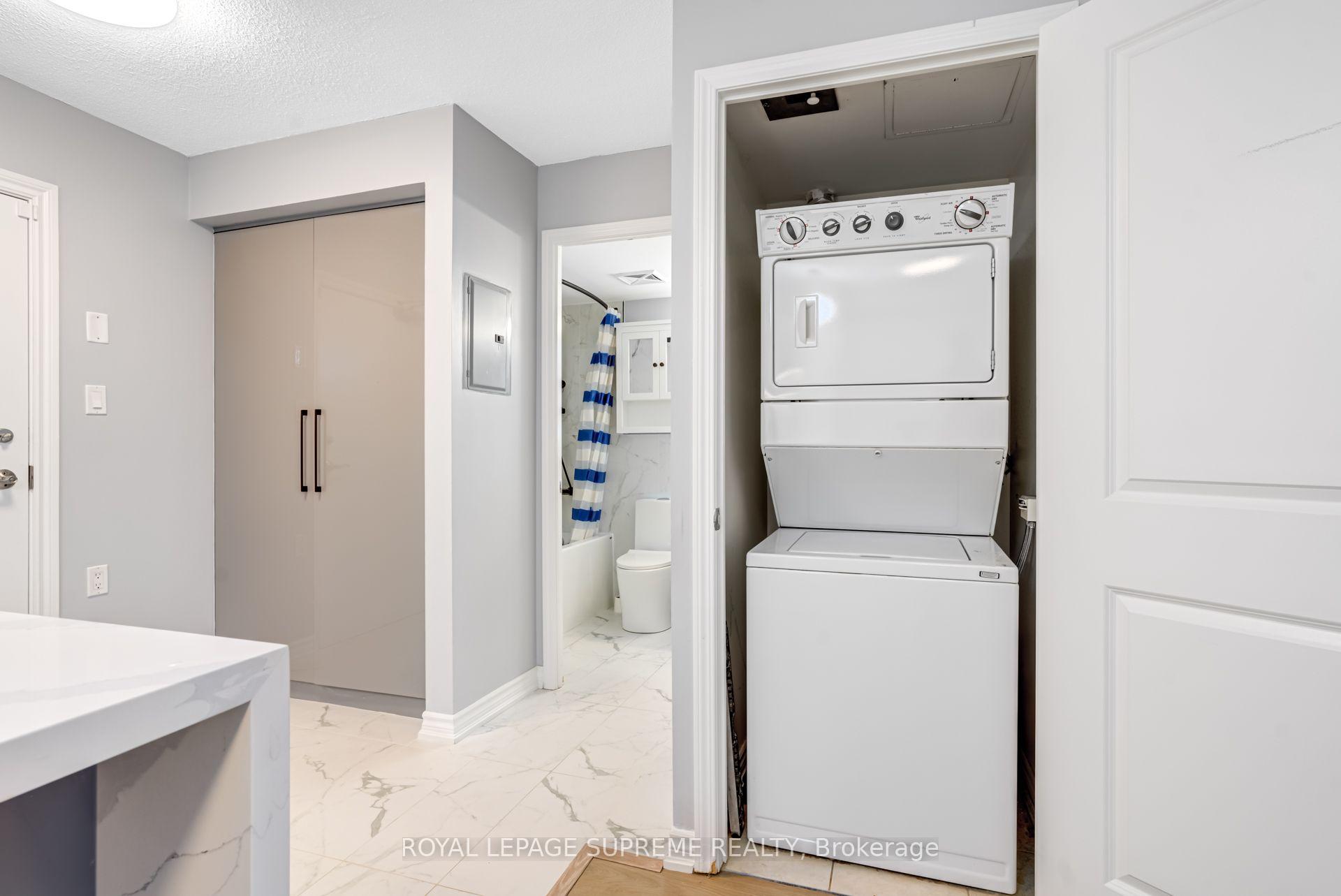 872 Sheppard Avenue W 301, Toronto Unit: 301