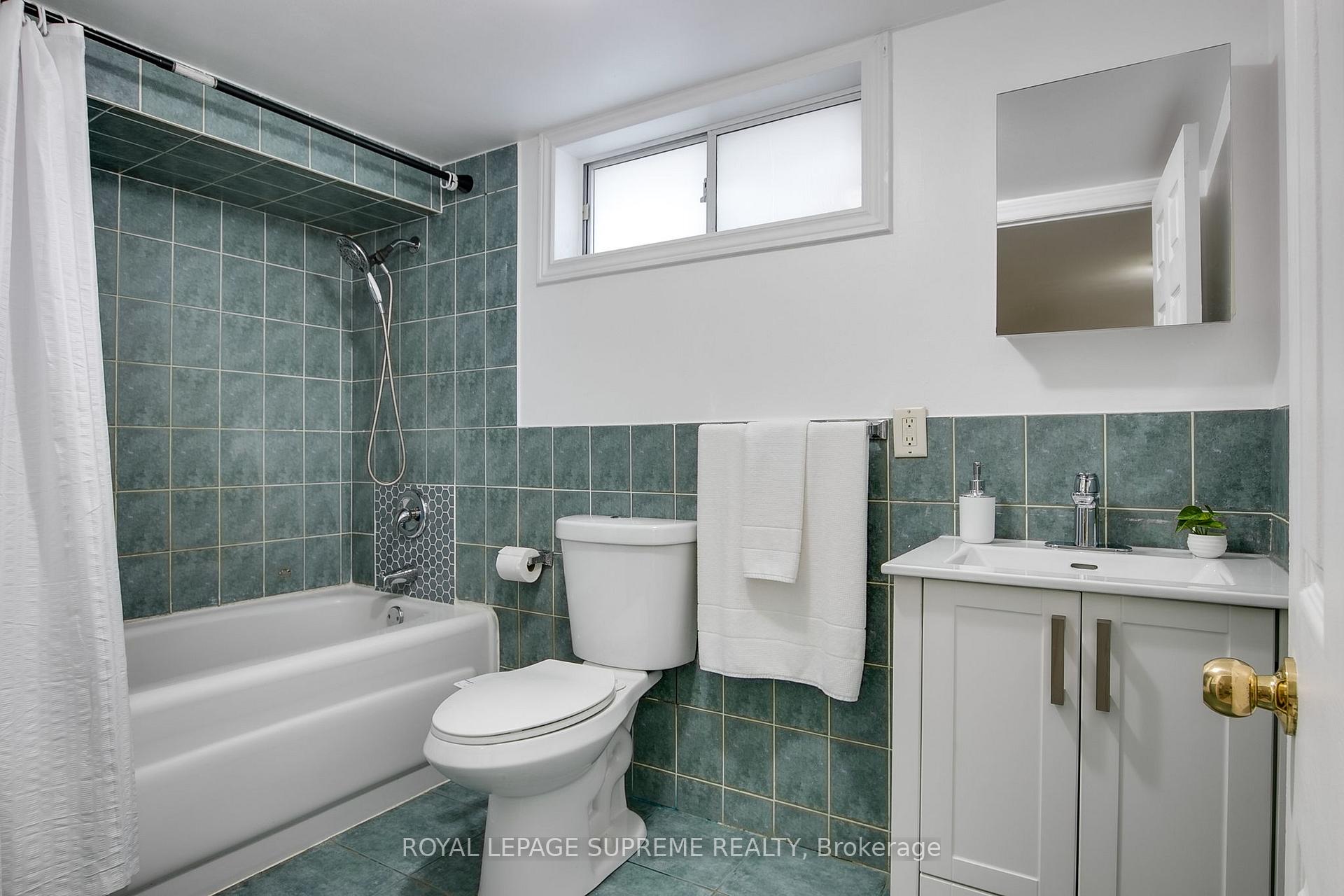 422 Oakwood Avenue Basement, Toronto Unit: Basement