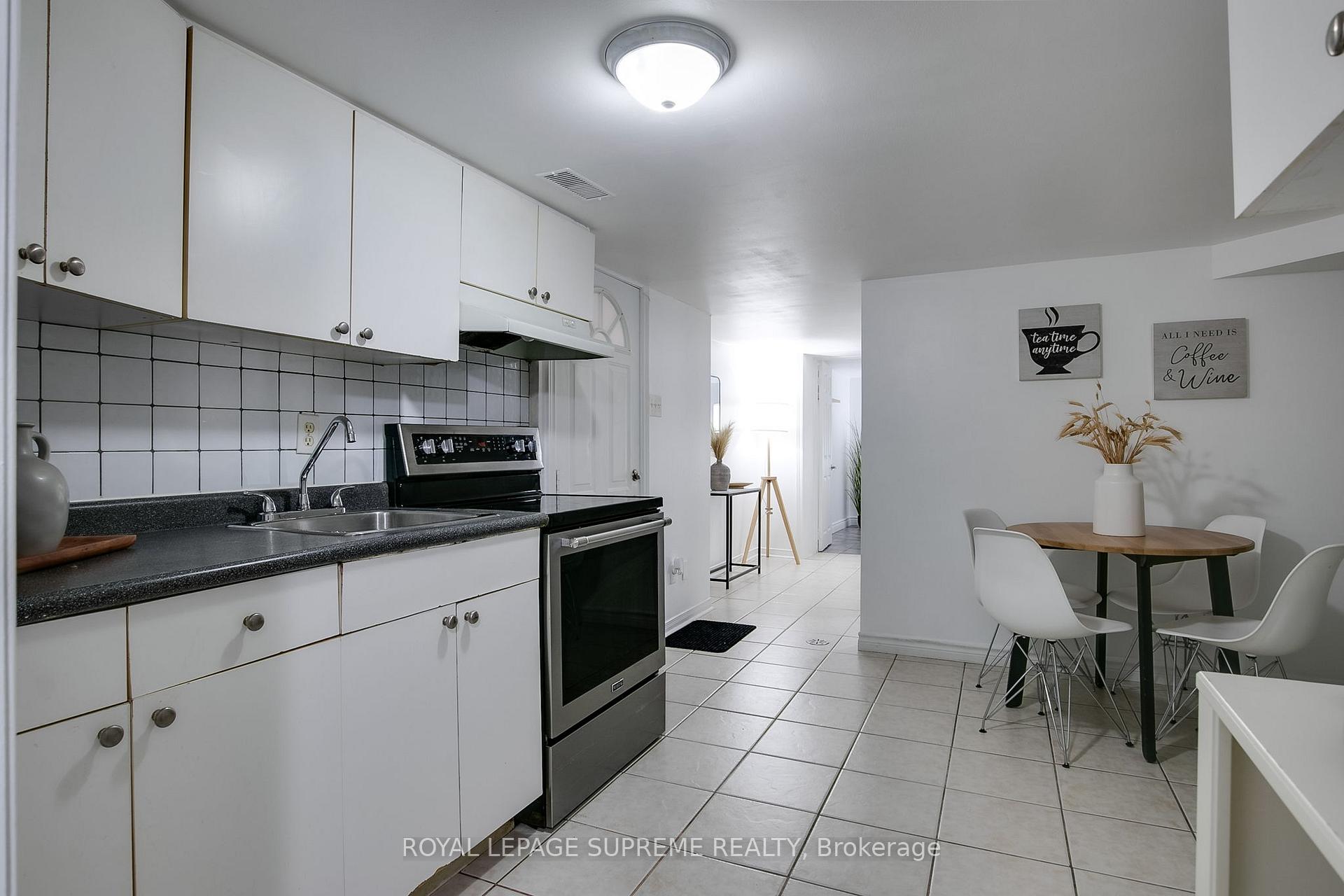422 Oakwood Avenue Basement, Toronto Unit: Basement