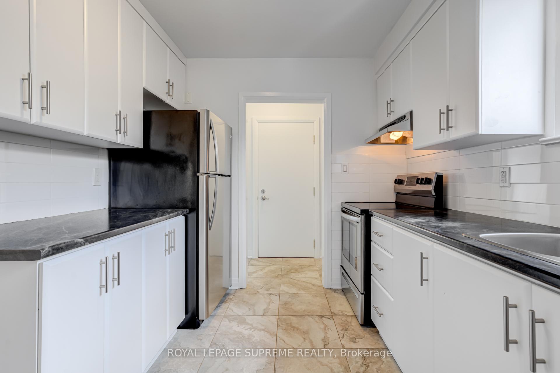 79 Lanark Avenue 1, Toronto Unit: 1