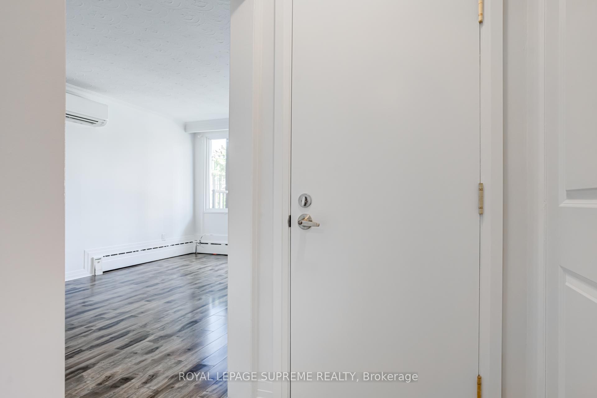 79 Lanark Avenue 1, Toronto Unit: 1