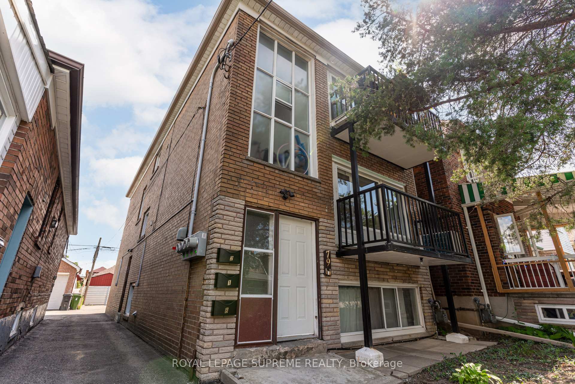 79 Lanark Avenue 1, Toronto Unit: 1