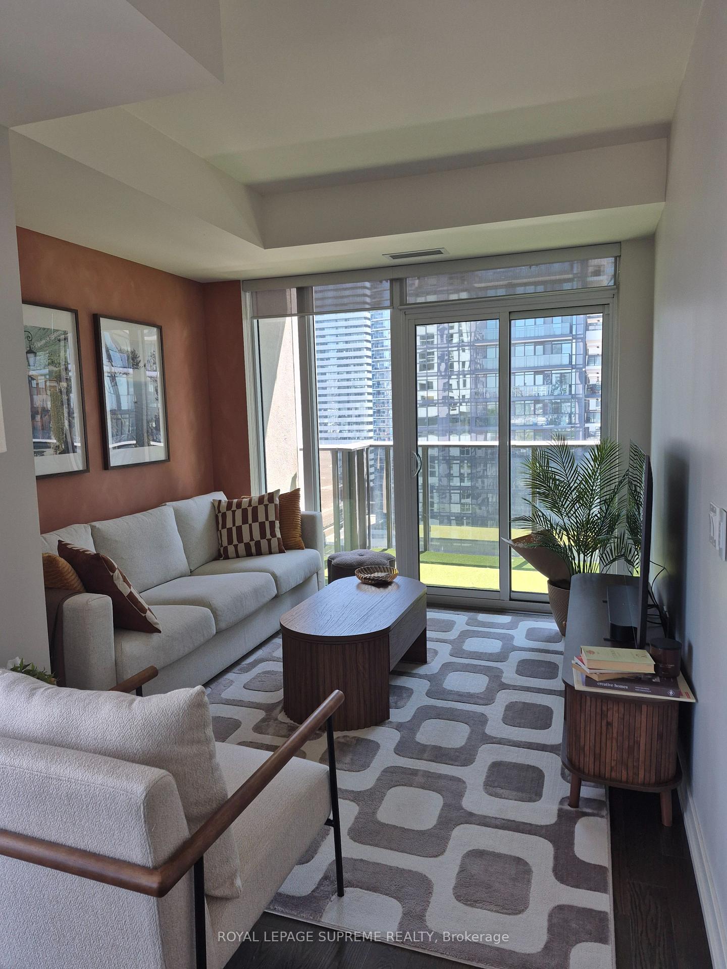 330 Richmond Street W 2315, Toronto Unit: 2315