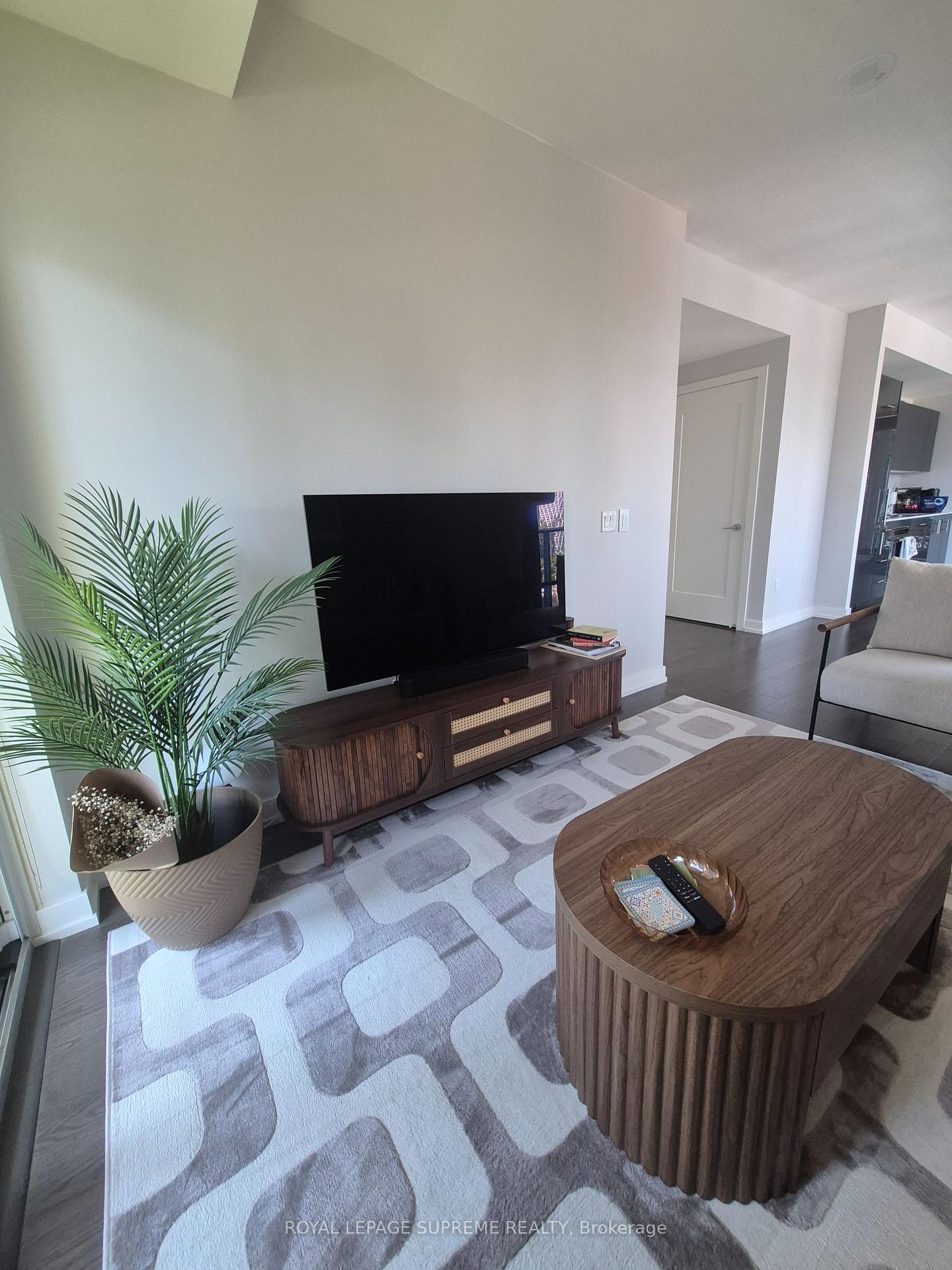 330 Richmond Street W 2315, Toronto Unit: 2315