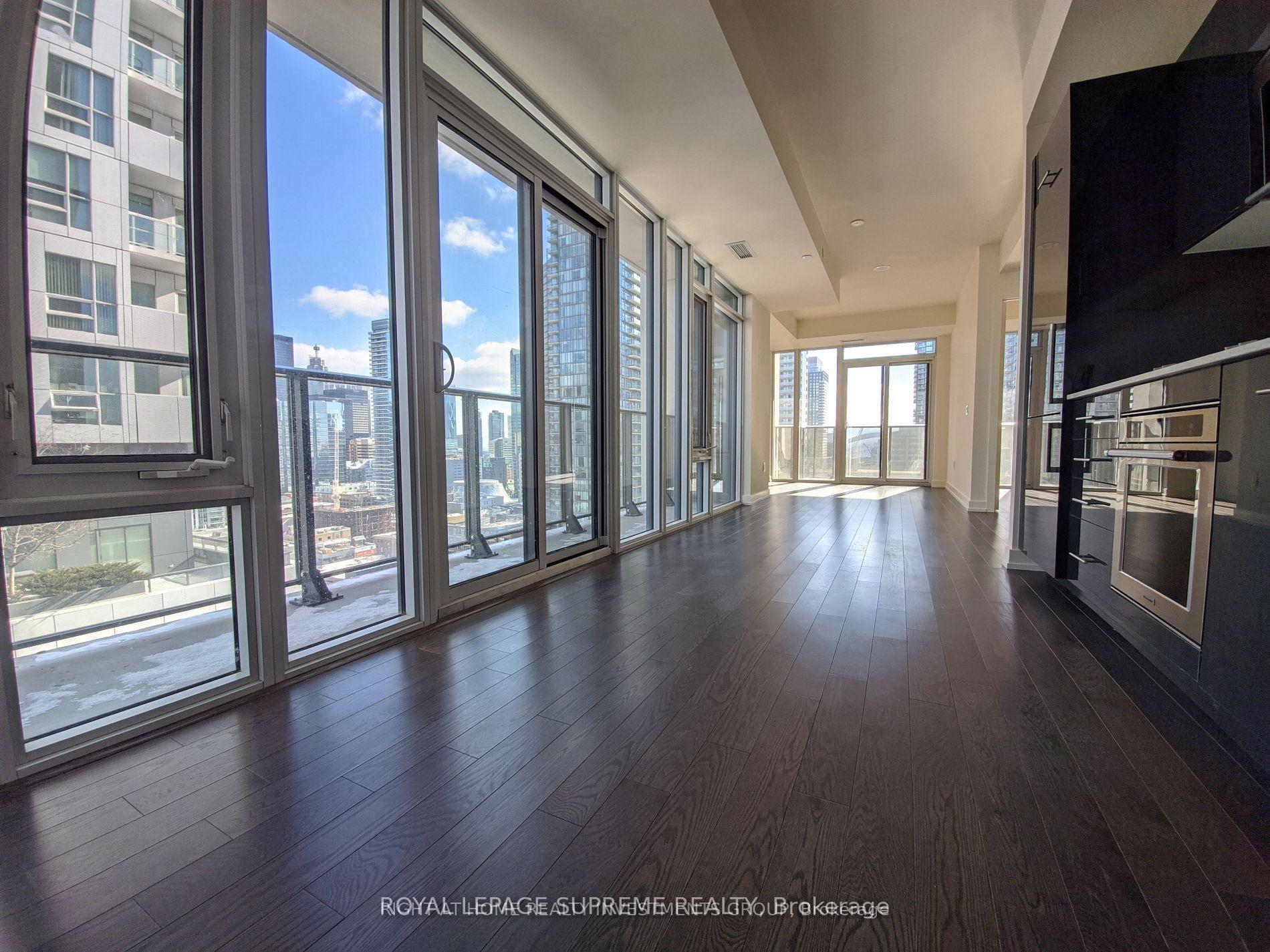 330 Richmond Street W 2315, Toronto Unit: 2315