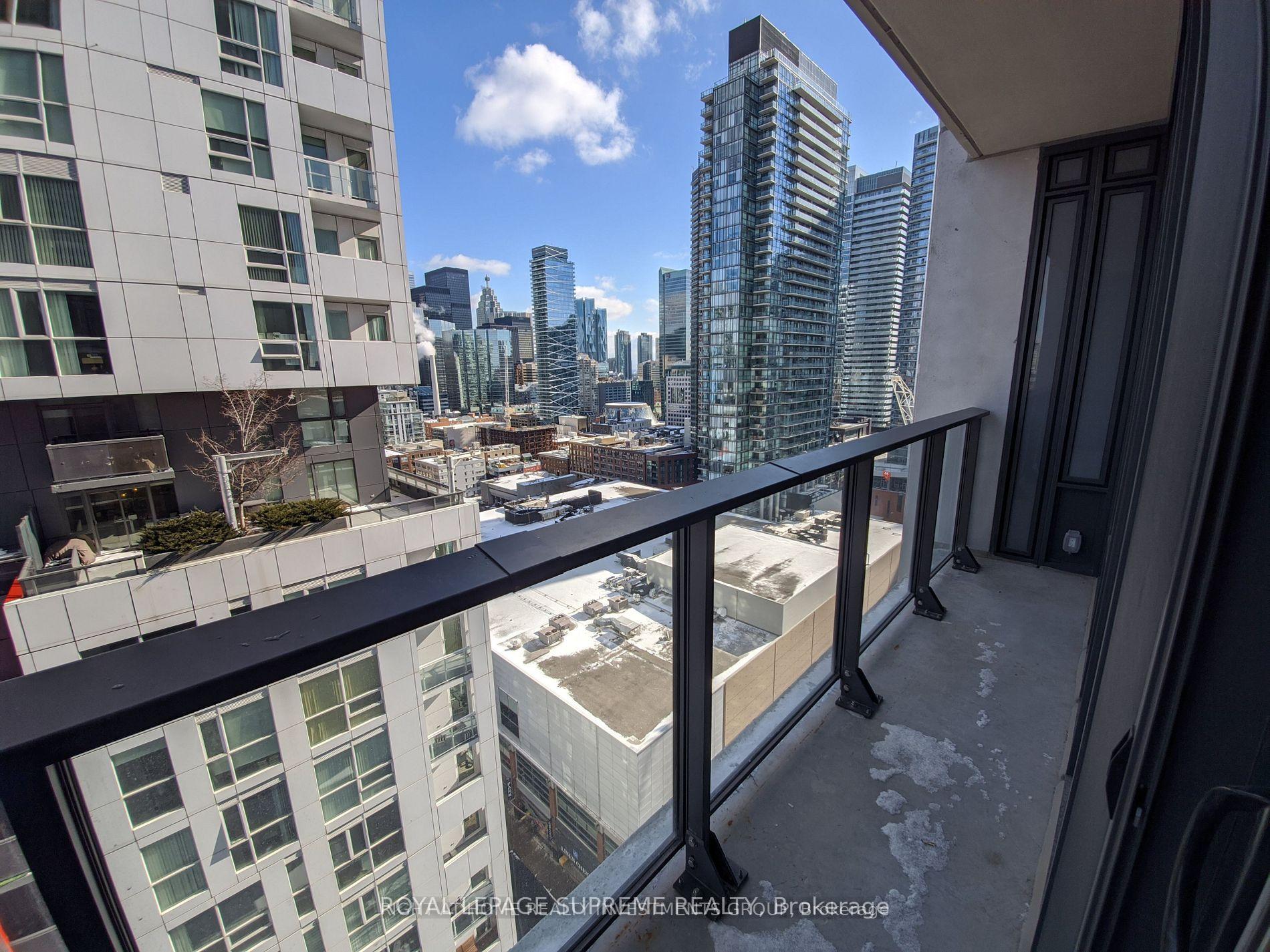 330 Richmond Street W 2315, Toronto Unit: 2315