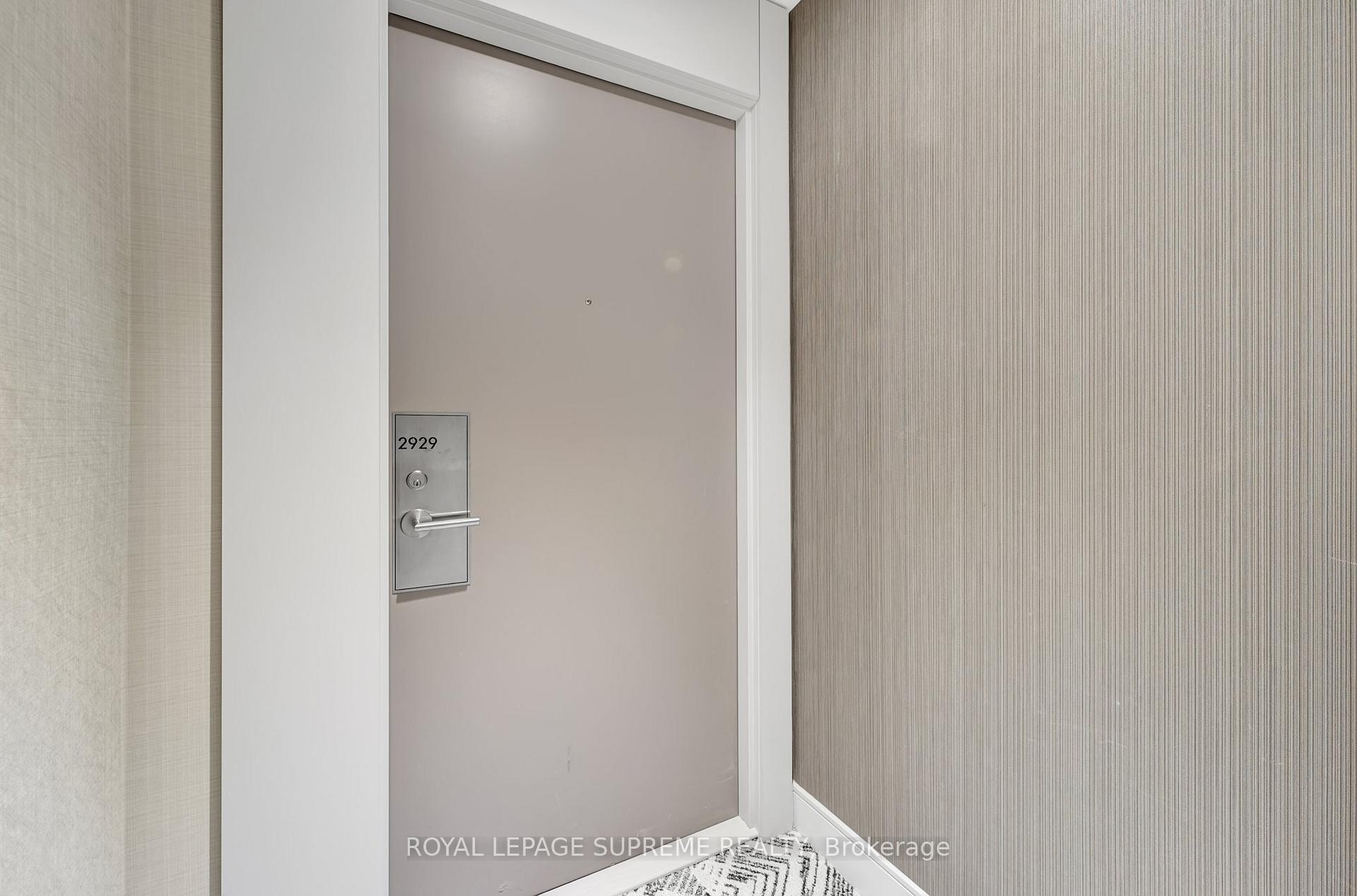 28 Widmer Street 2929, Toronto Unit: 2929