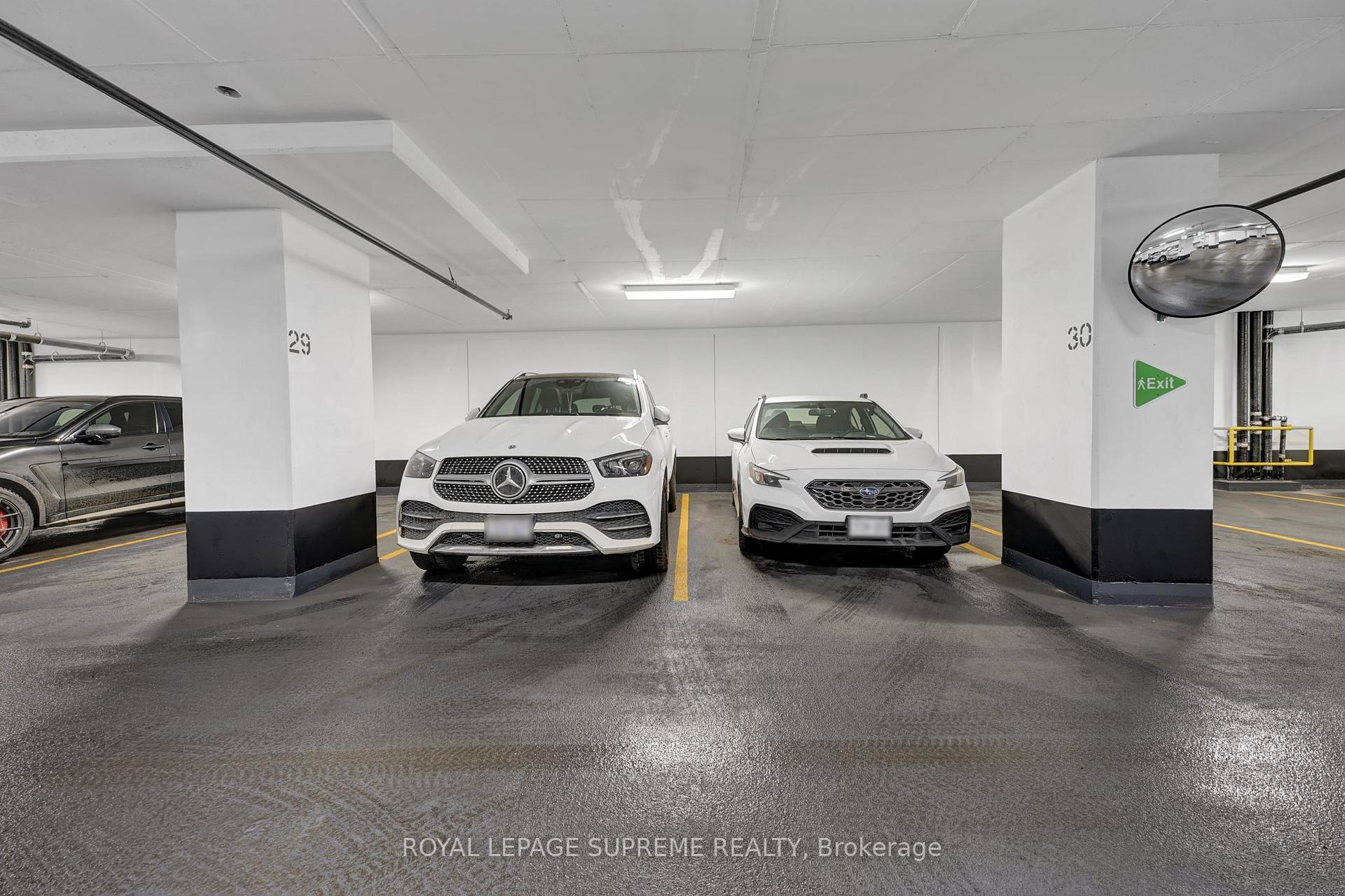 28 Widmer Street 2929, Toronto Unit: 2929