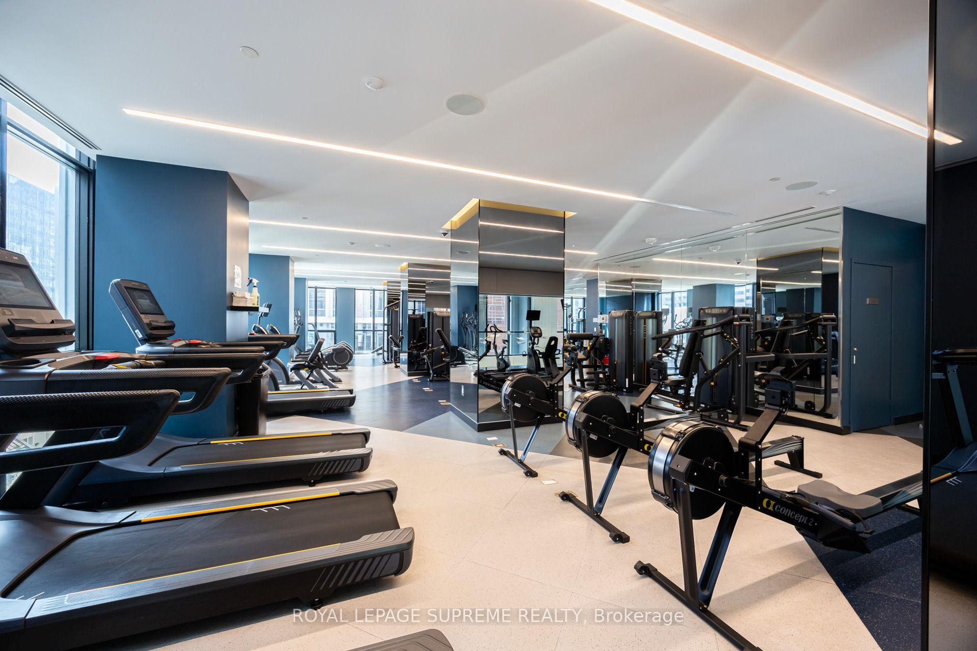 1 Yorkville Avenue 3102, Toronto Unit: 3102