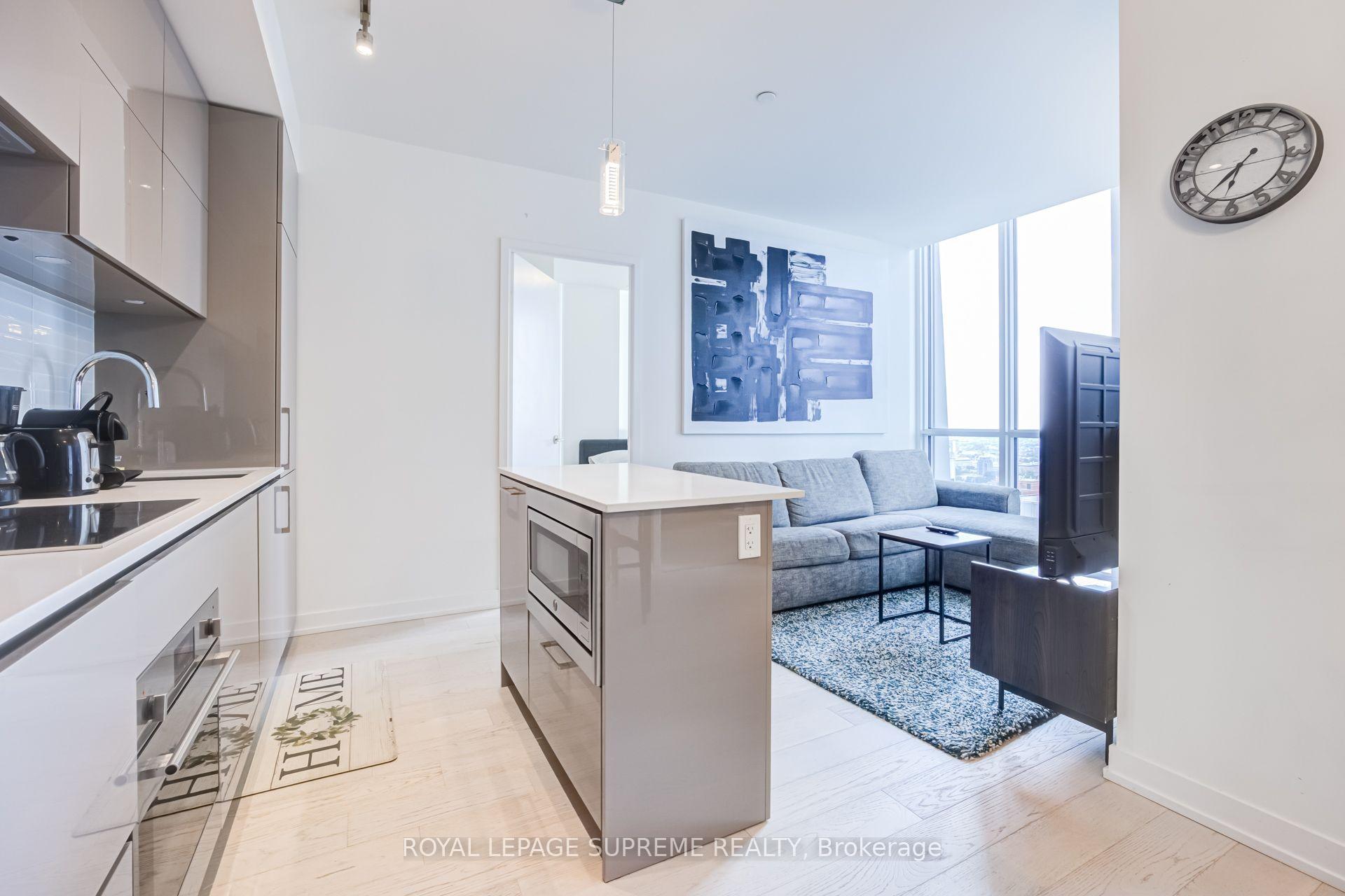 1 Yorkville Avenue 3102, Toronto Unit: 3102